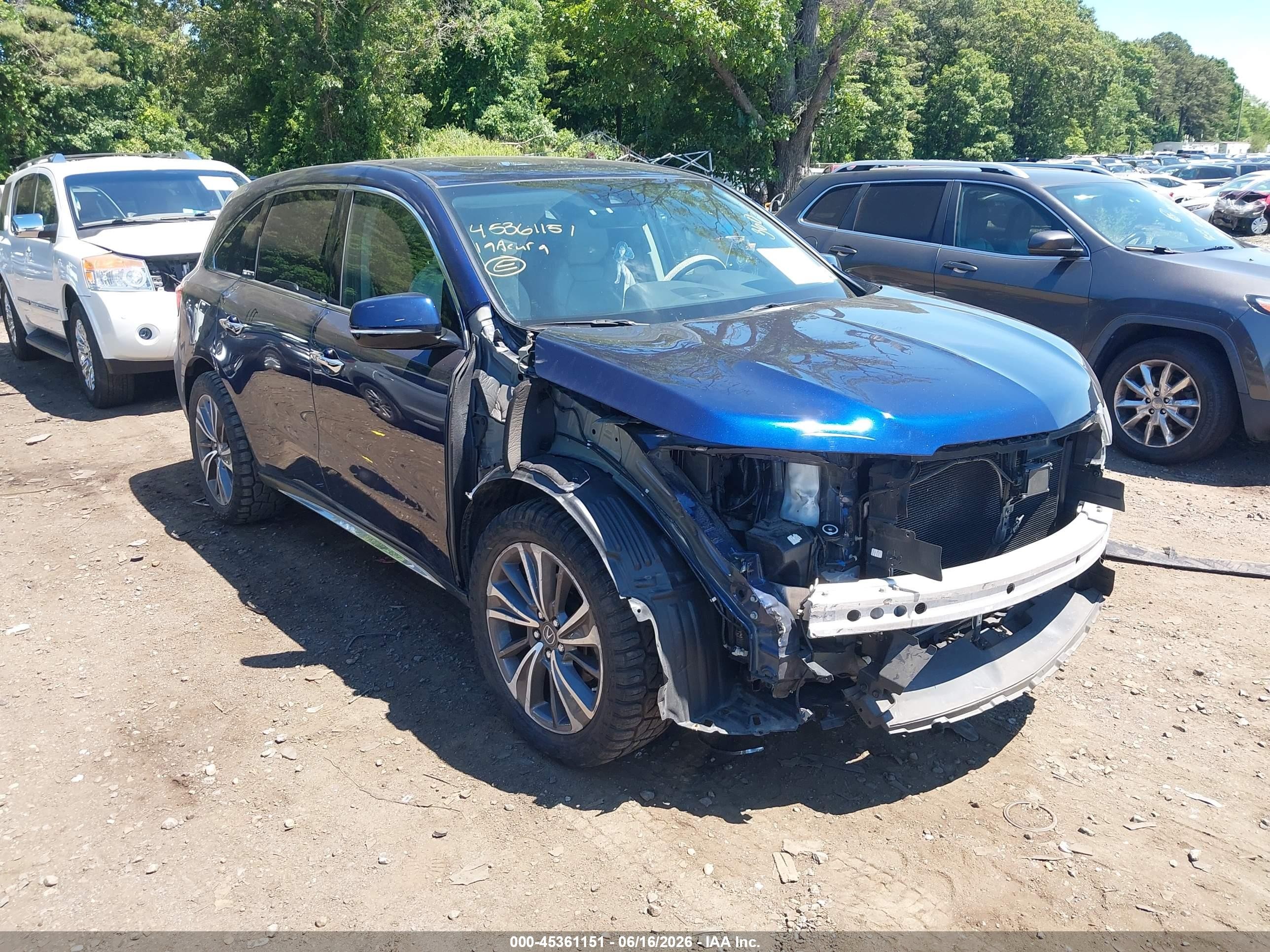 2019 Acura MDX Technology, VIN 5J8YD4H59KL026405 — Front end