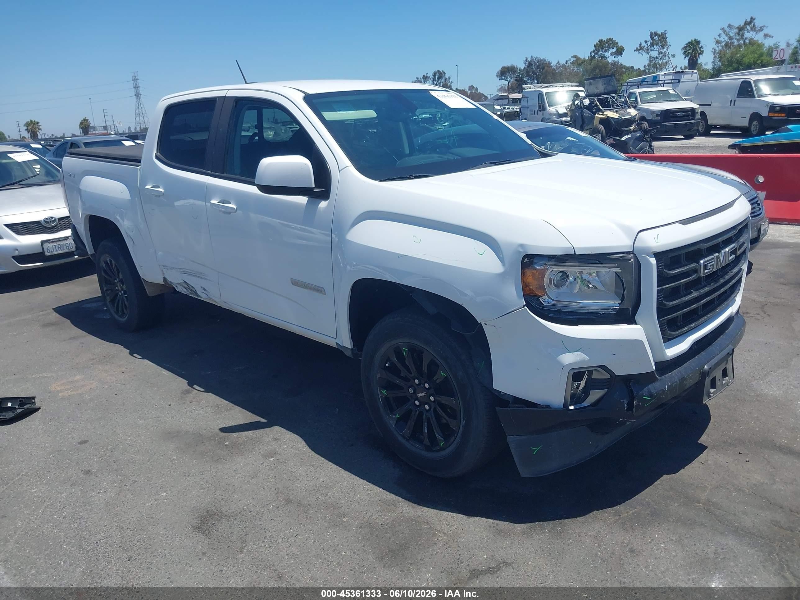 2022 GMC Canyon 4WD Elevation, VIN 1GTG6CENXN1241178 — Side