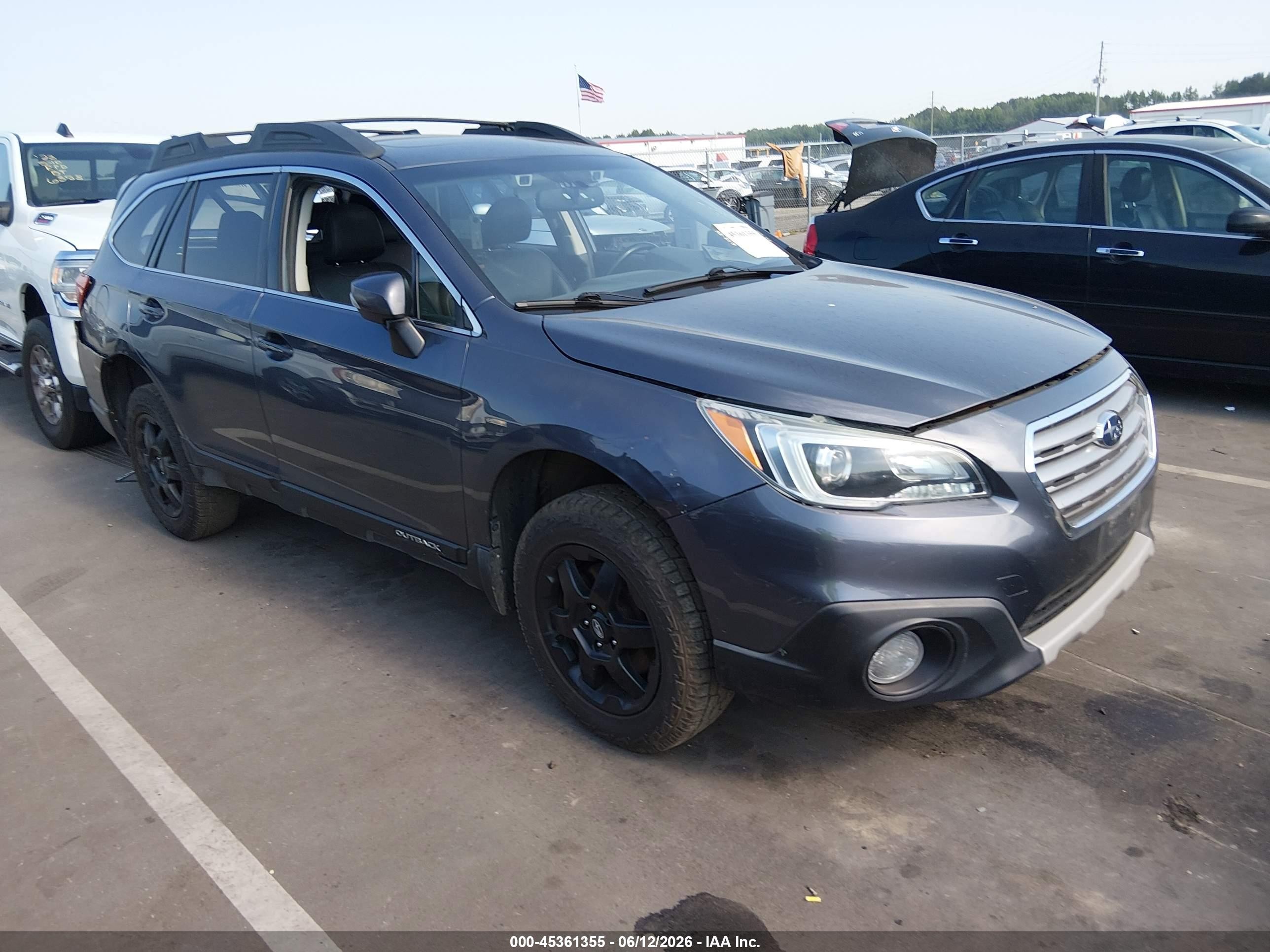 2016 Subaru Outback Limited, VIN 4S4BSANC5G3253007 — Rear end