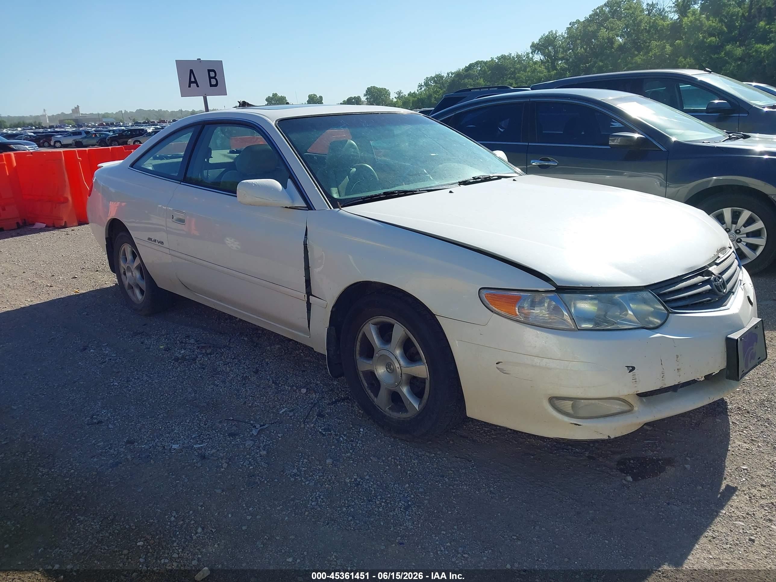 2002 Toyota Solara SE, VIN 2T1CF22P72C598128 — Normal wear