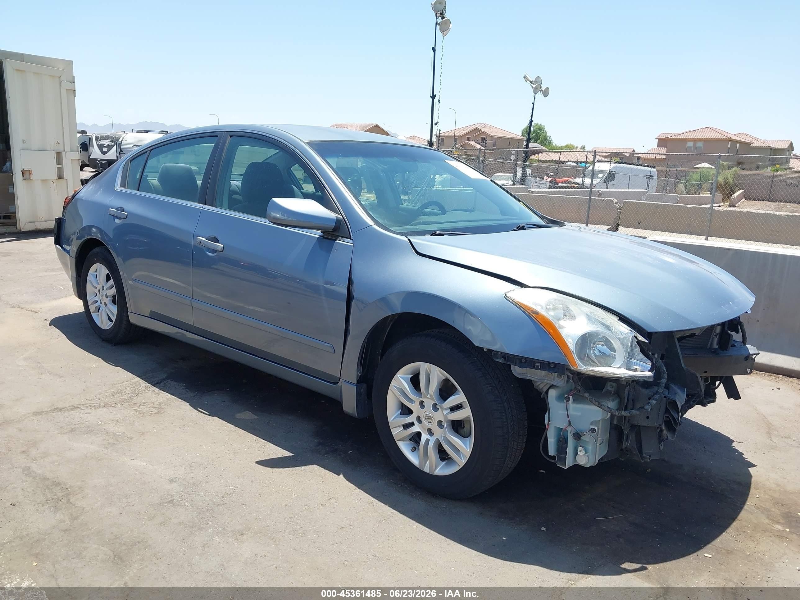 2011 Nissan Altima S, VIN 1N4AL2AP1BN427525 — Front end