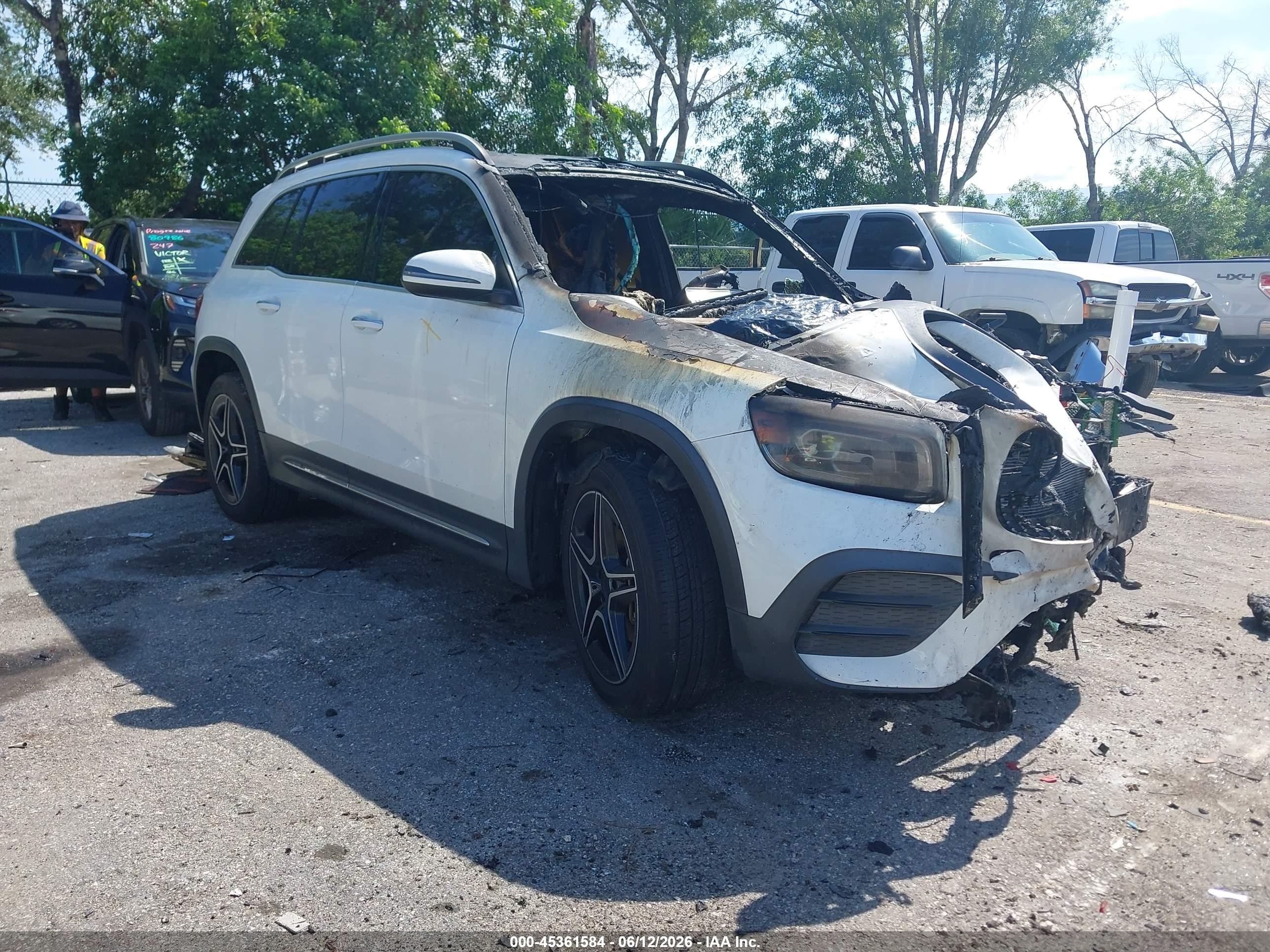 2021 Mercedes-Benz GLB 250, VIN W1N4M4GB1MW110040 — Engine fire