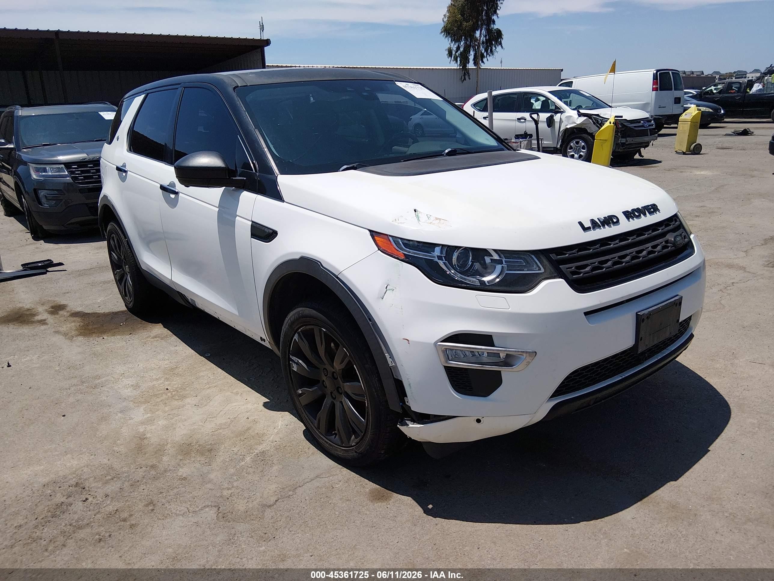 2015 Land Rover Discovery Sport HSE Lux, VIN SALCT2BG9FH540007 — Side
