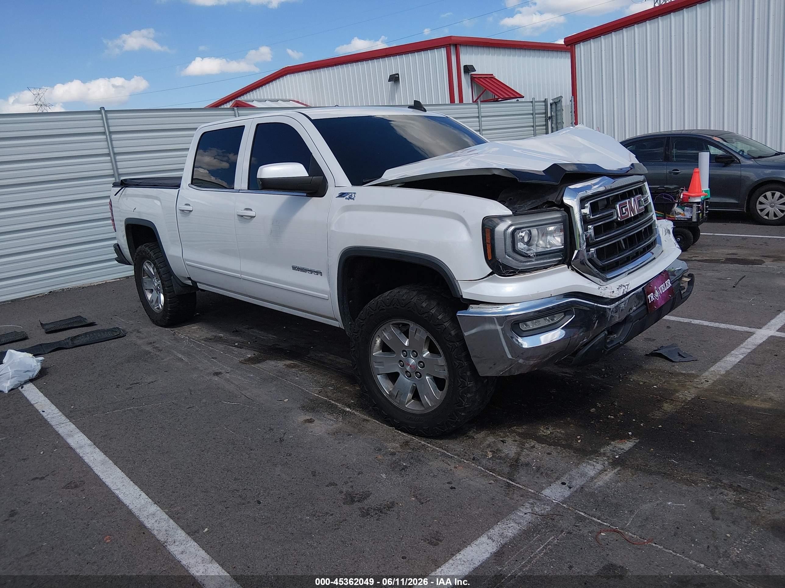 2016 GMC Sierra 1500 SLE, VIN 3GTU2MECXGG333026 — Front end