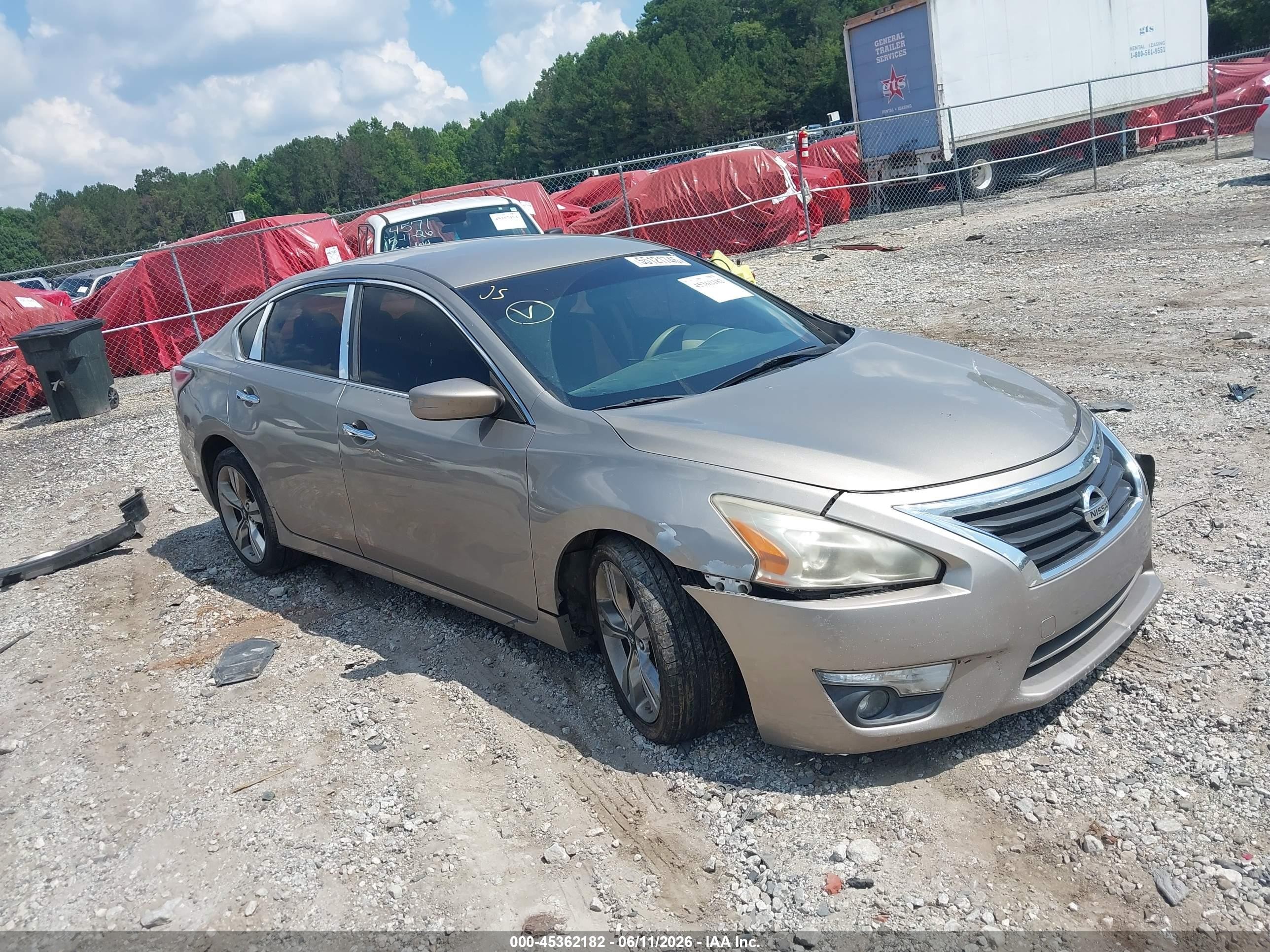 2014 Nissan Altima S, VIN 1N4AL3AP1EC271928 — Undercarriage