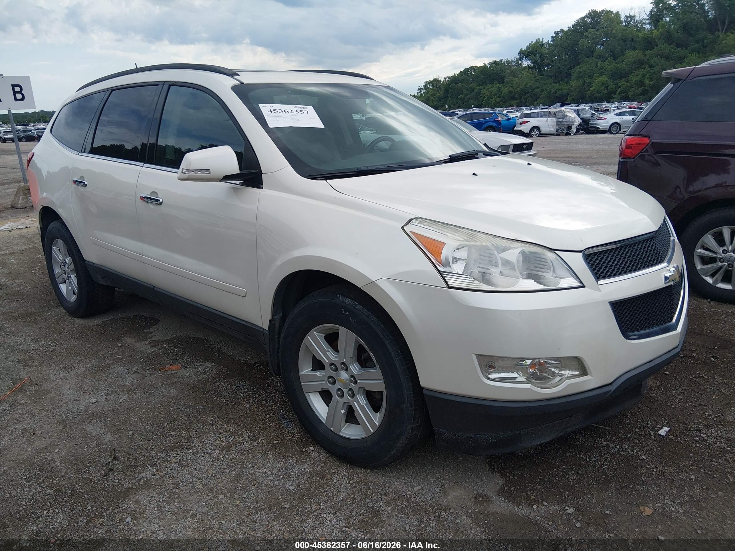 2011 Chevrolet Traverse 1LT, VIN 1GNKVGED0BJ408839 — Normal wear