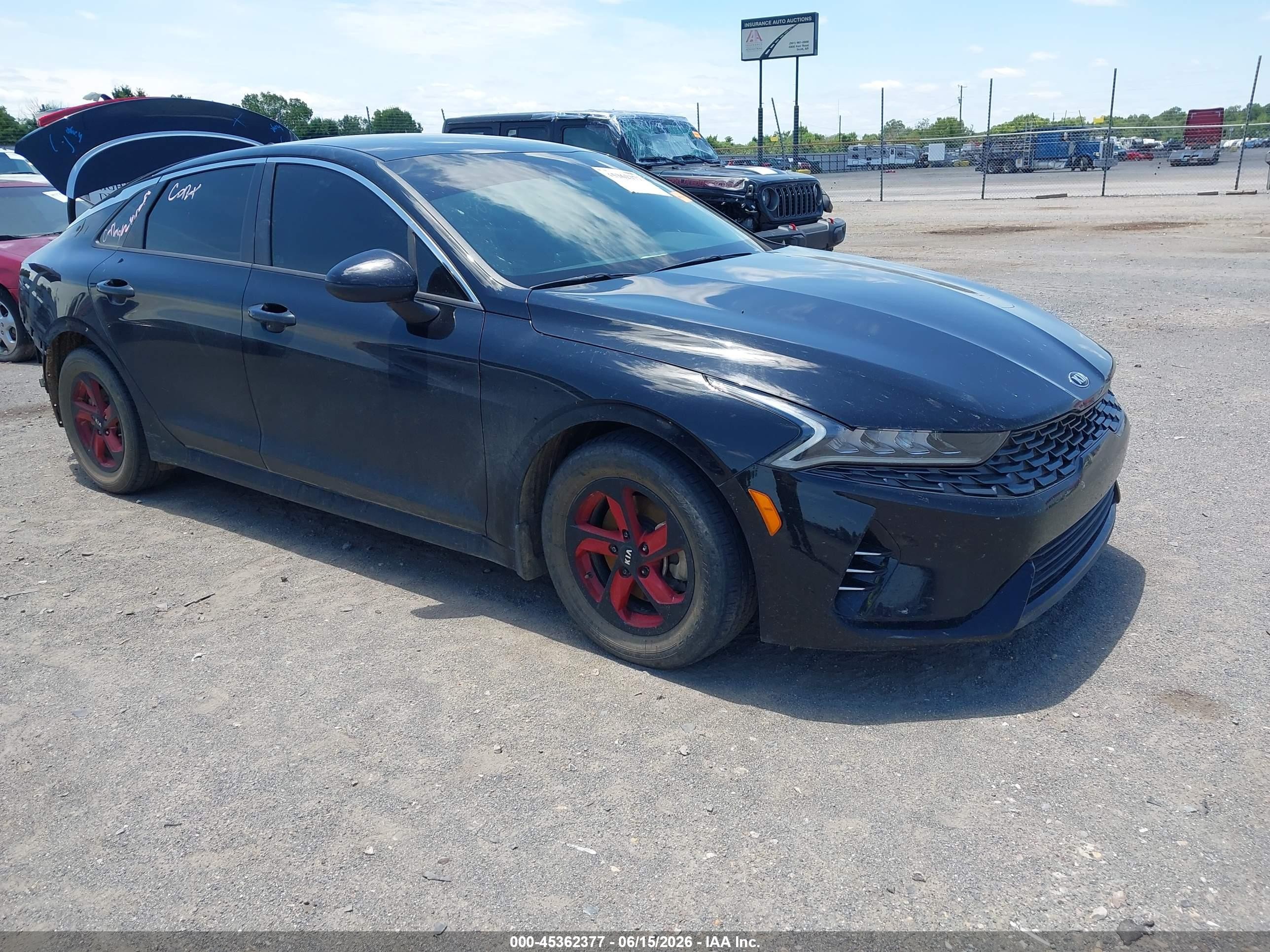 2021 Kia K5 LXS, VIN 5XXG14J23MG041570 — Rear end
