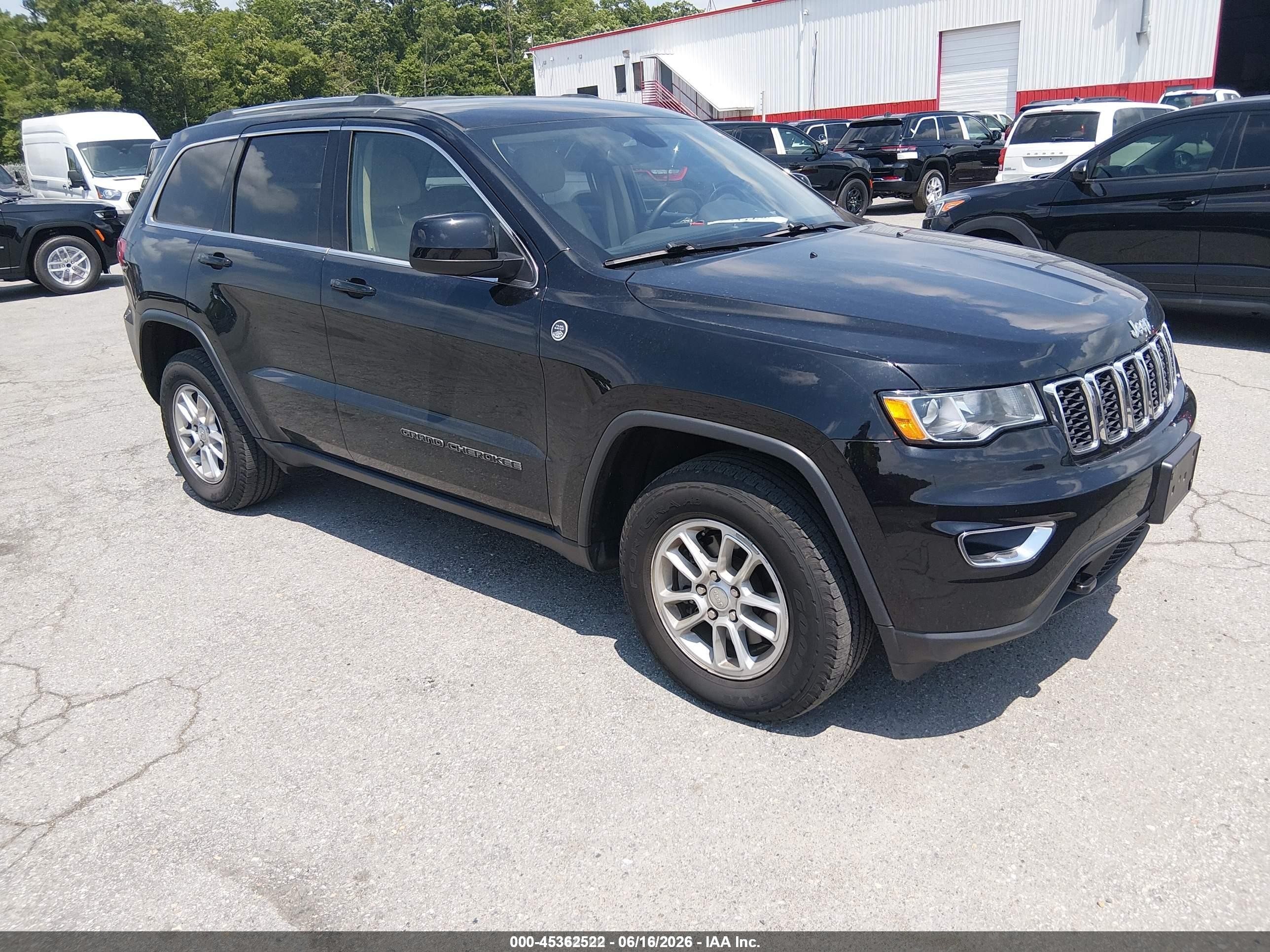 2019 Jeep Grand Cherokee Altitude, VIN 1C4RJFAG9KC754244 — Normal wear
