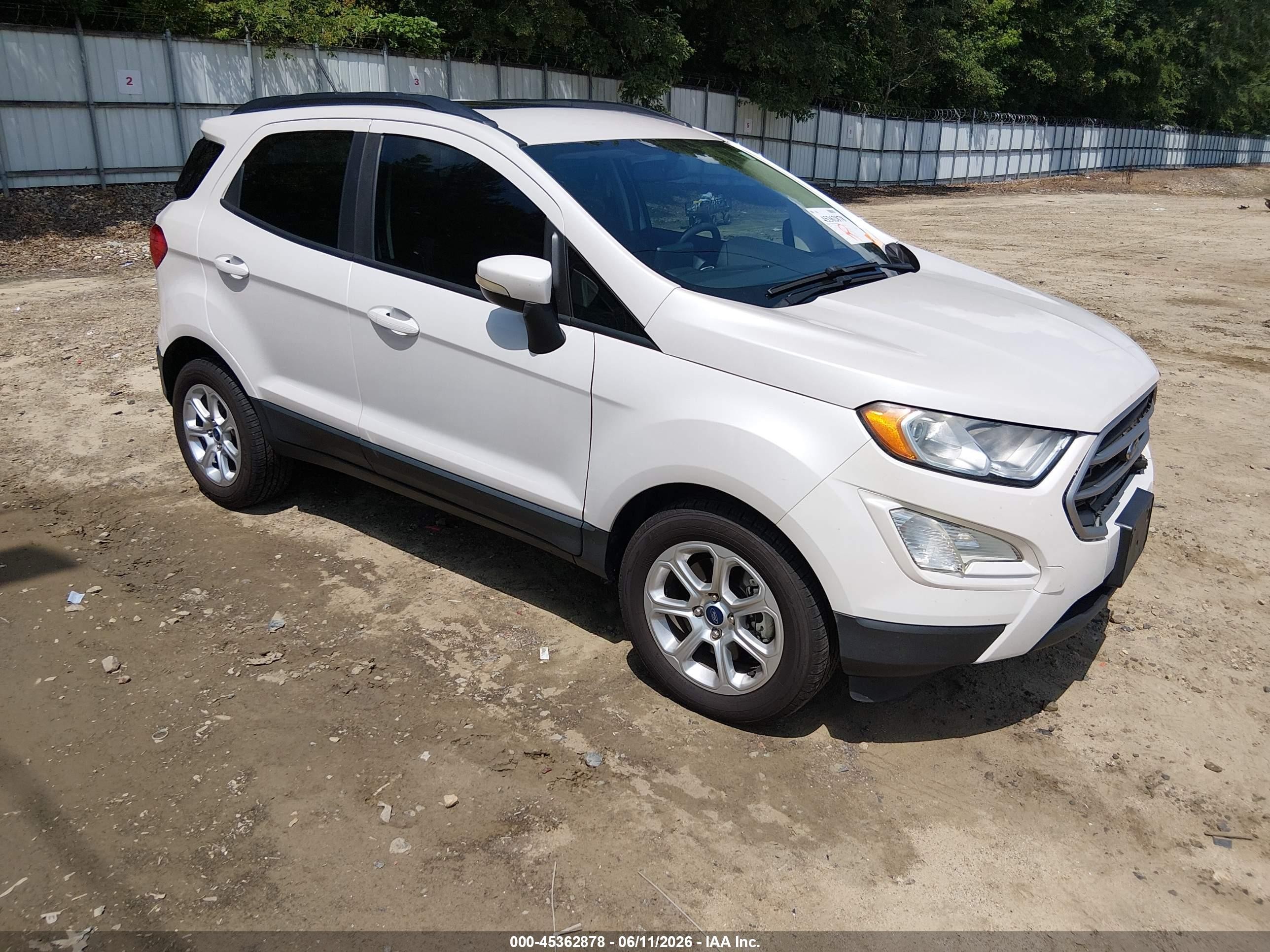 2020 Ford EcoSport SE, VIN MAJ3S2GE1LC359872 — Front end