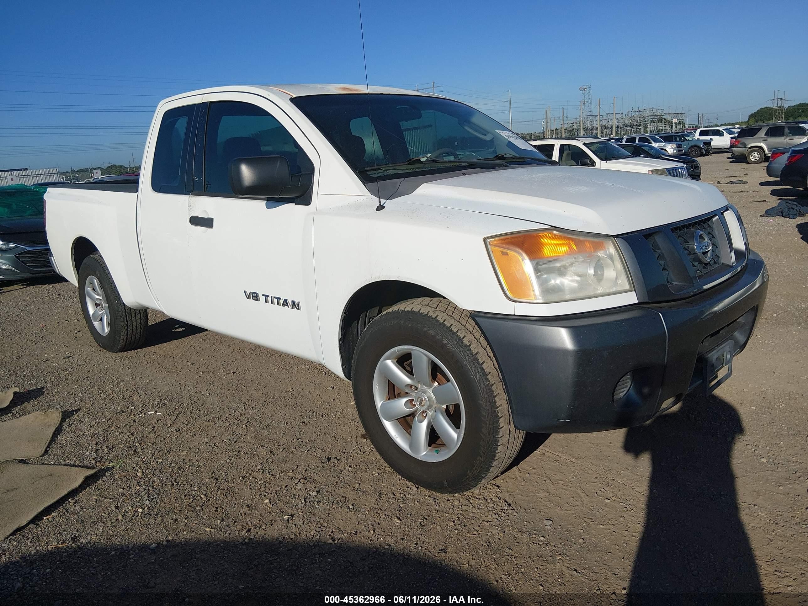2008 Nissan Titan XE, VIN 1N6BA06A48N312503 — Бок