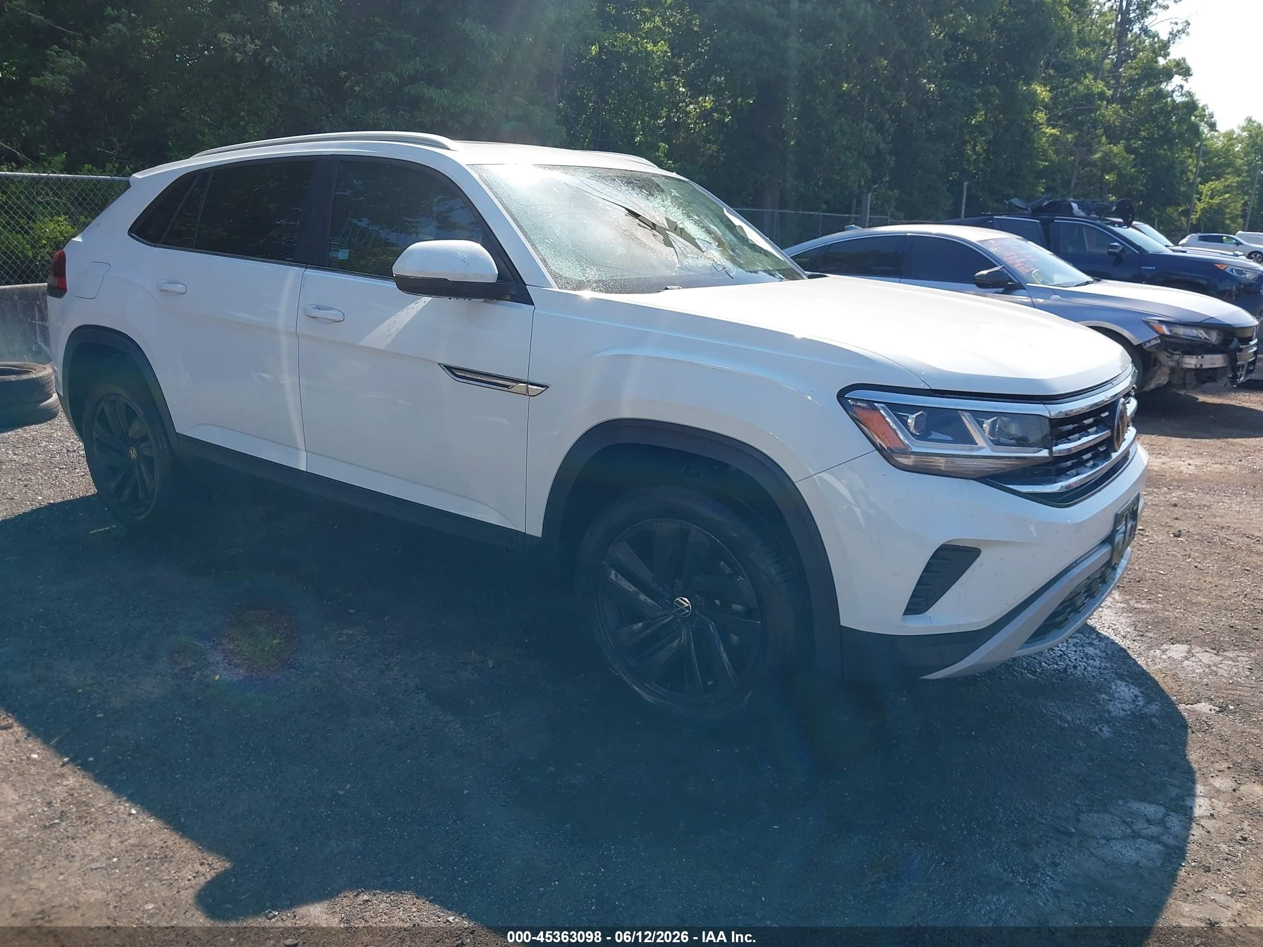 2023 Volkswagen Atlas SE, VIN 1V2KC2CA4PC203609 — Пожар в салоне