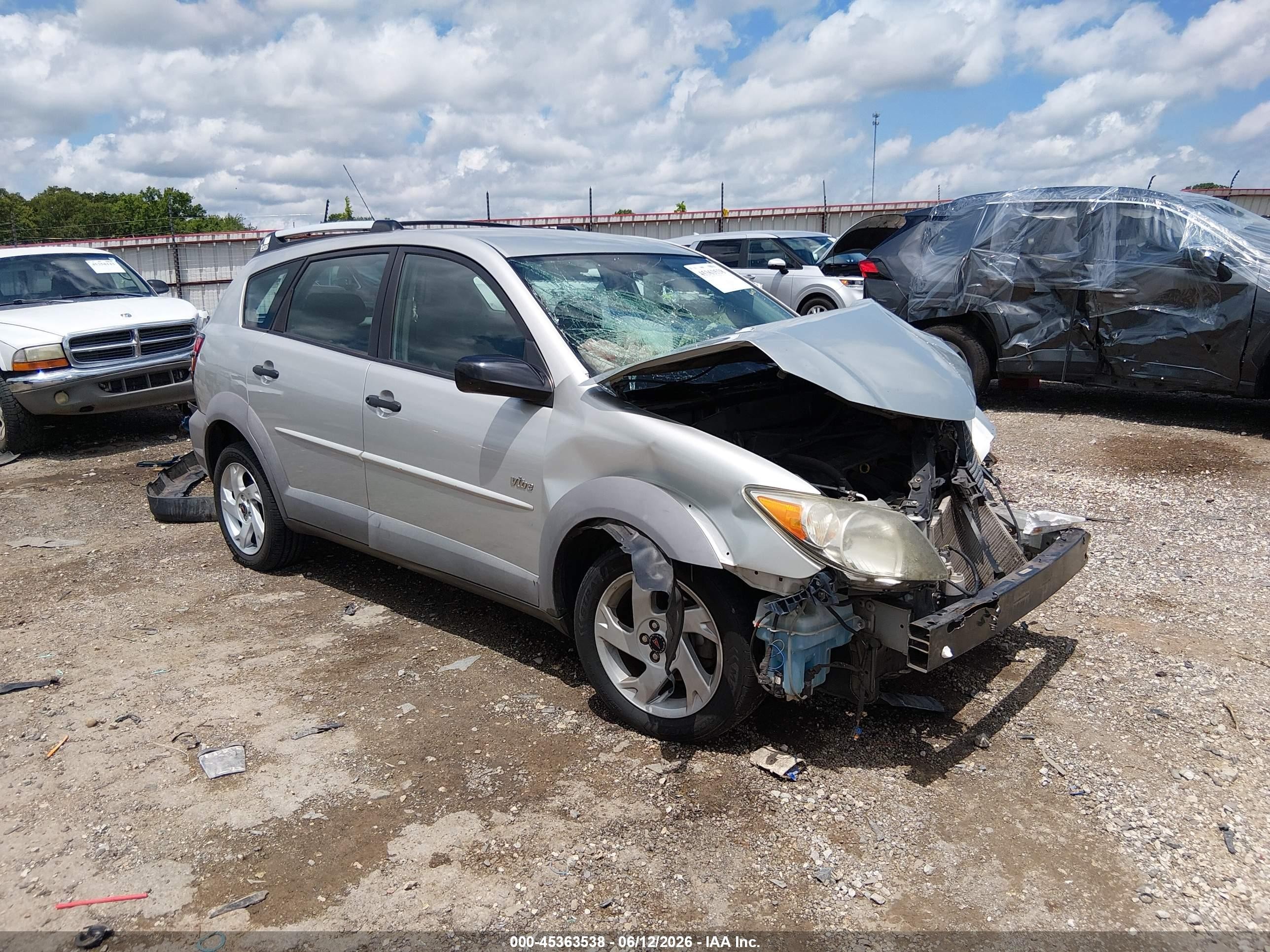 2003 Pontiac Vibe, VIN 5Y2SL62893Z405733 — Front end