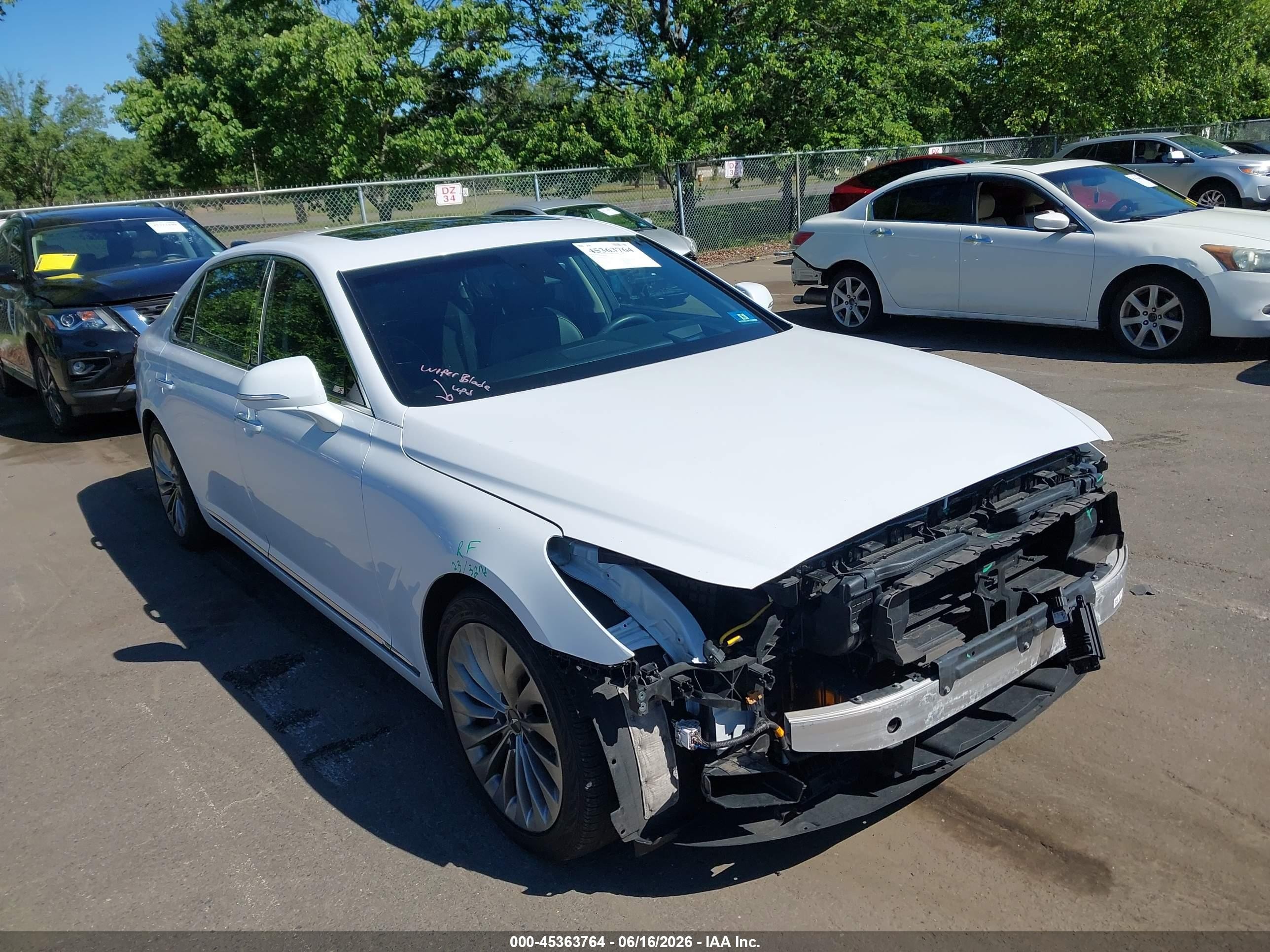 2018 Genesis G90 Ultimate, VIN KMHG54JH3JU045161 — Front end