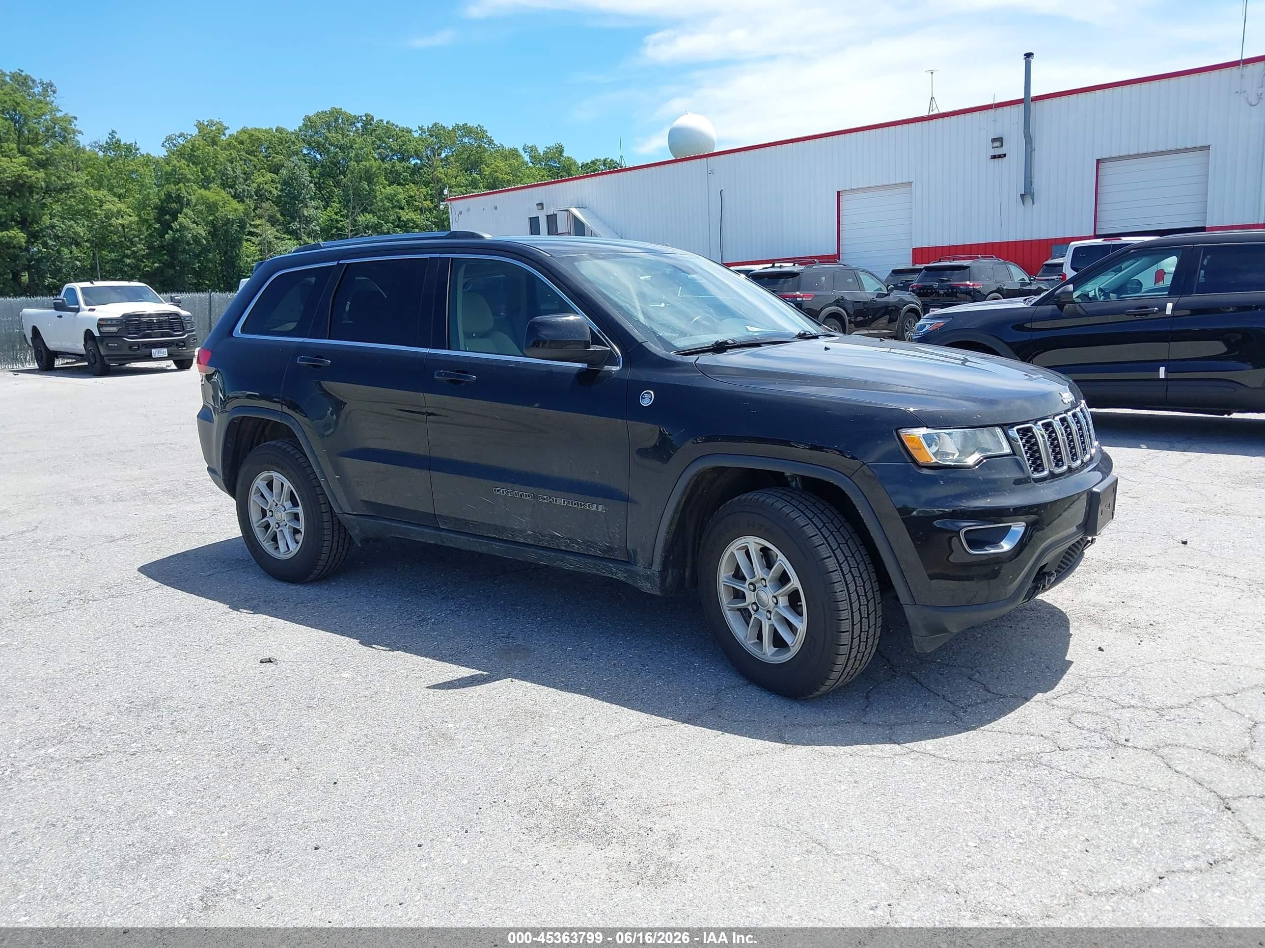 2019 Jeep Grand Cherokee Altitude, VIN 1C4RJFAG9KC837026 — Normal wear