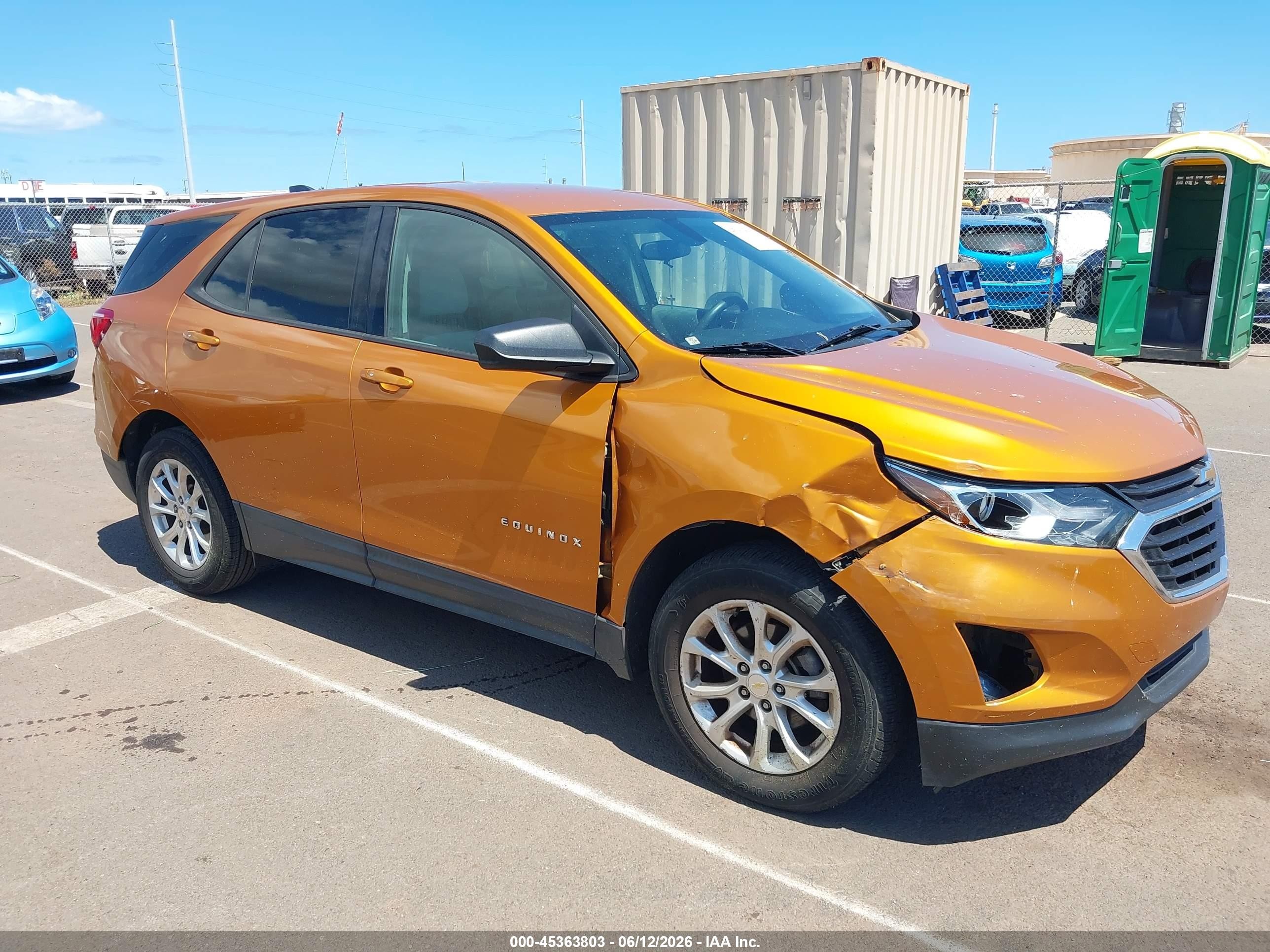 2018 Chevrolet Equinox LS, VIN 2GNAXHEV2J6160173 — Front end
