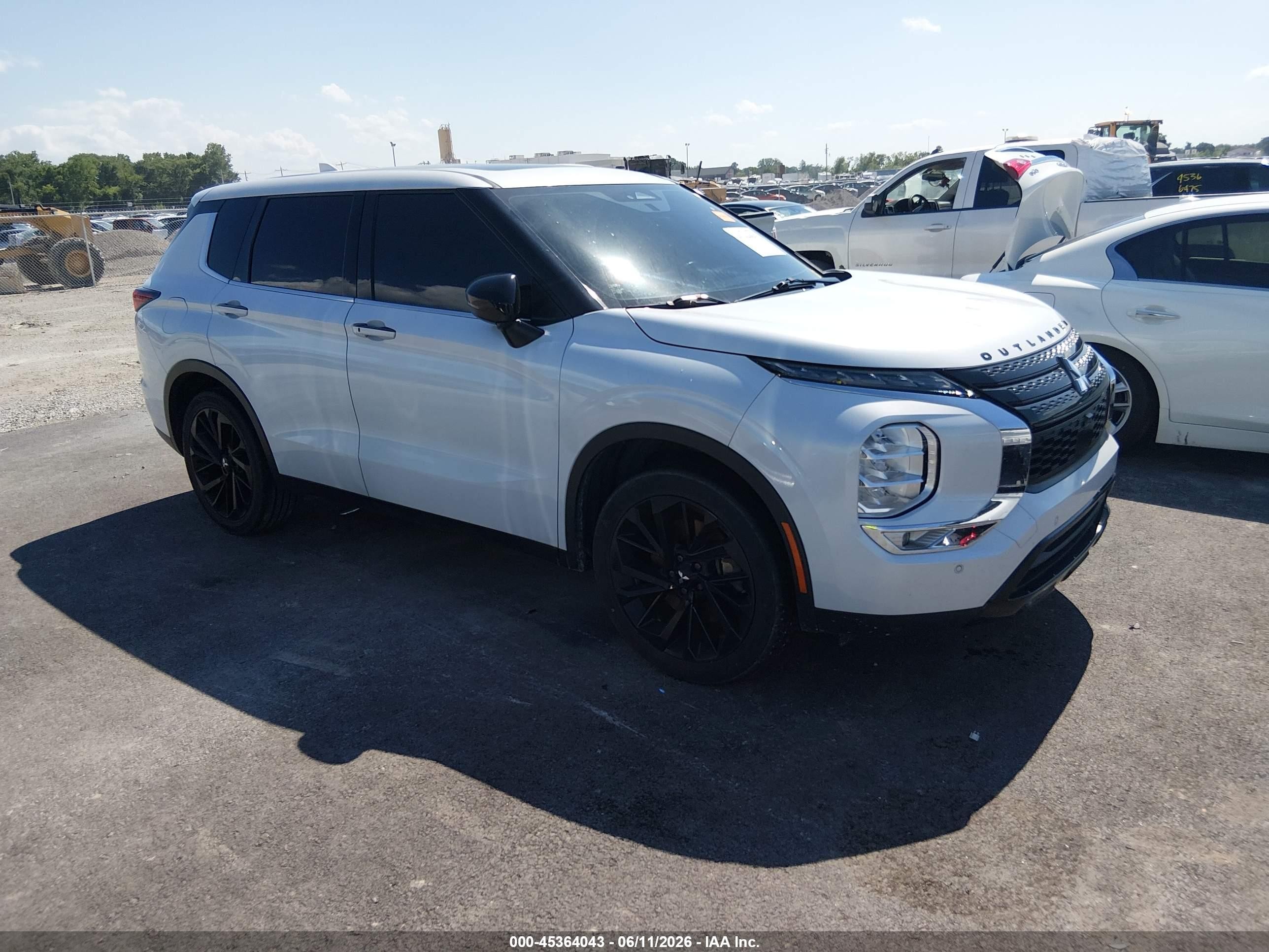 2022 Mitsubishi Outlander SE, VIN JA4J3UA83NZ055725 — Fresh water flood
