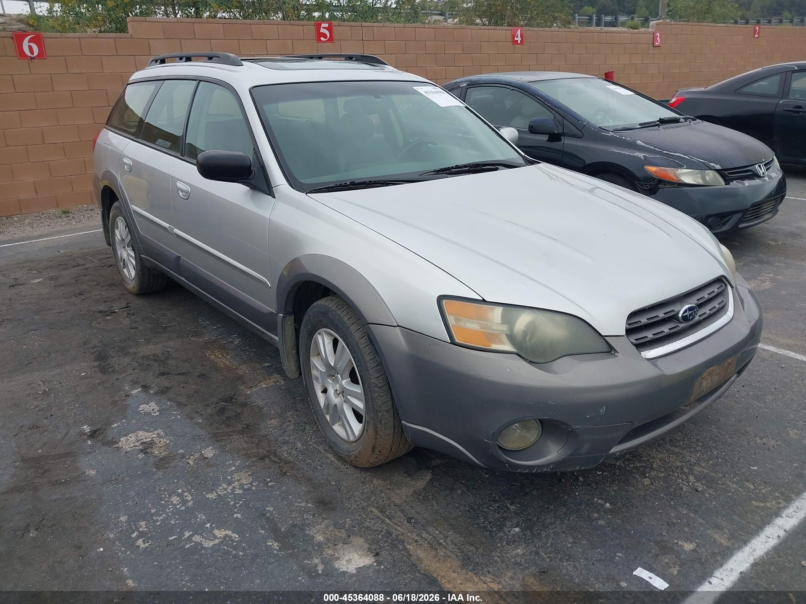2005 Subaru Legacy Outback Limited, VIN 4S4BP62C157303331 — Normal wear
