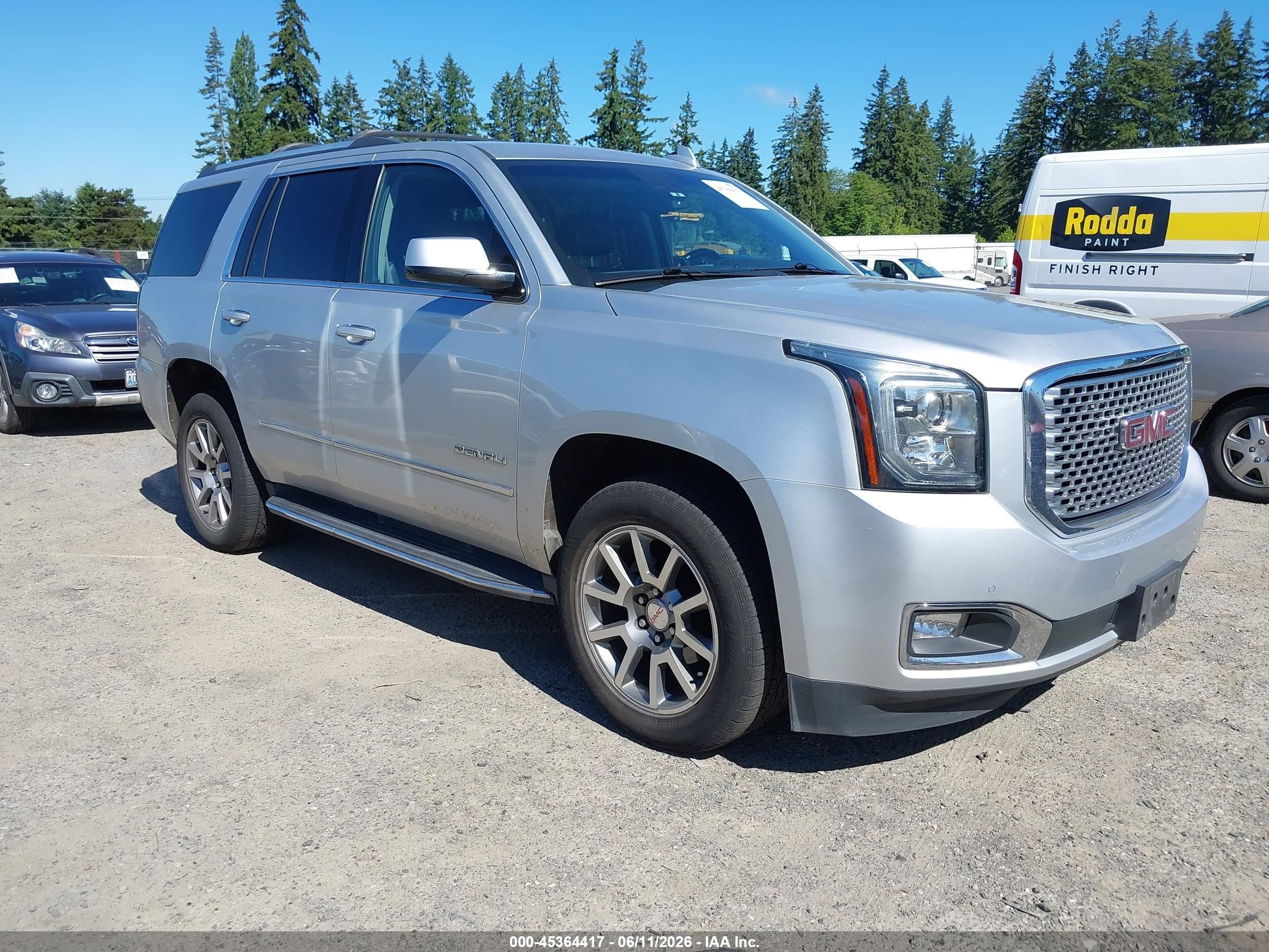 2017 GMC Yukon Denali, VIN 1GKS2CKJ0HR382021 — Normal wear