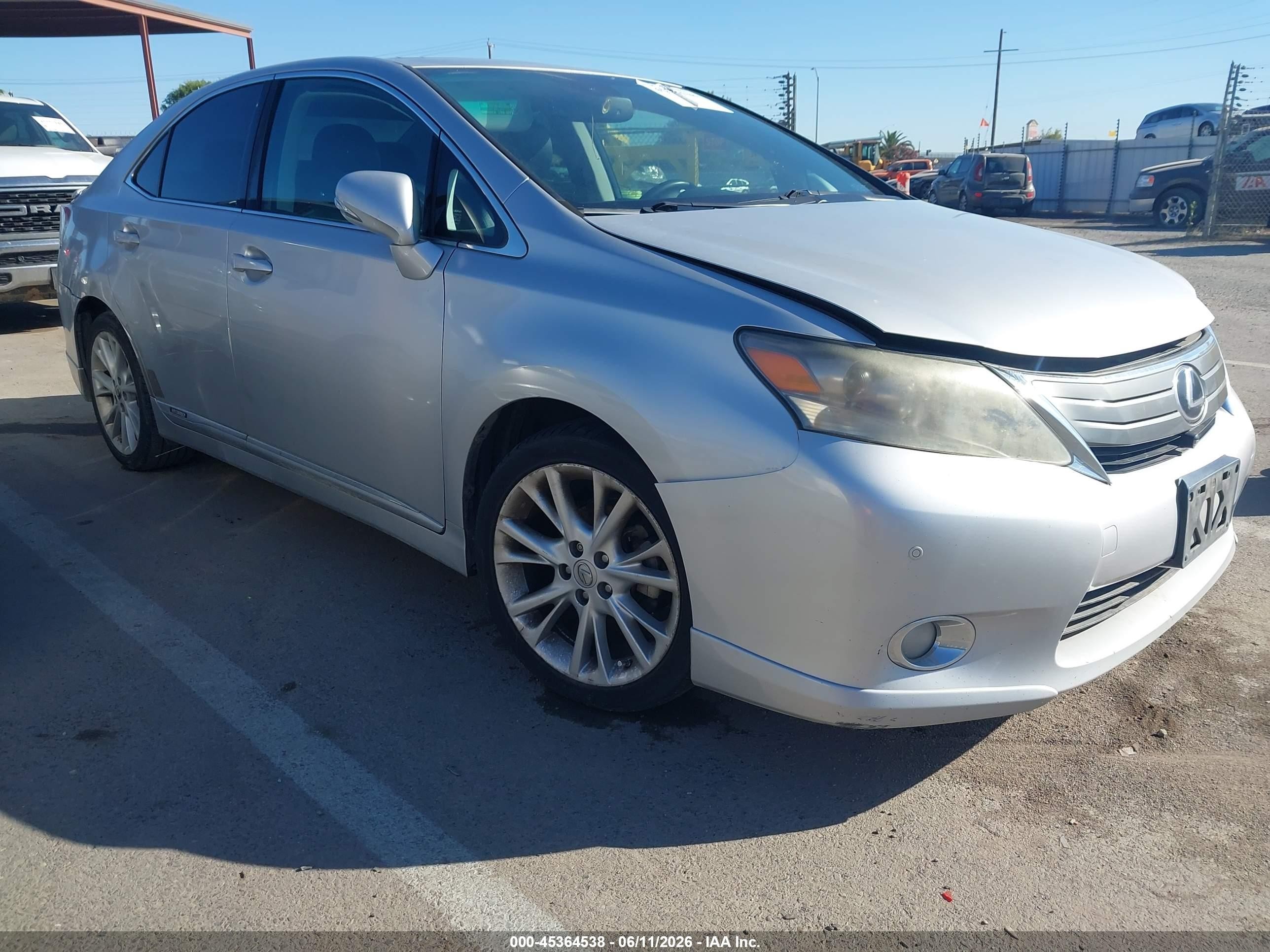 2011 Lexus HS 250h, VIN JTHBB1BA2B2046028 — Normal wear
