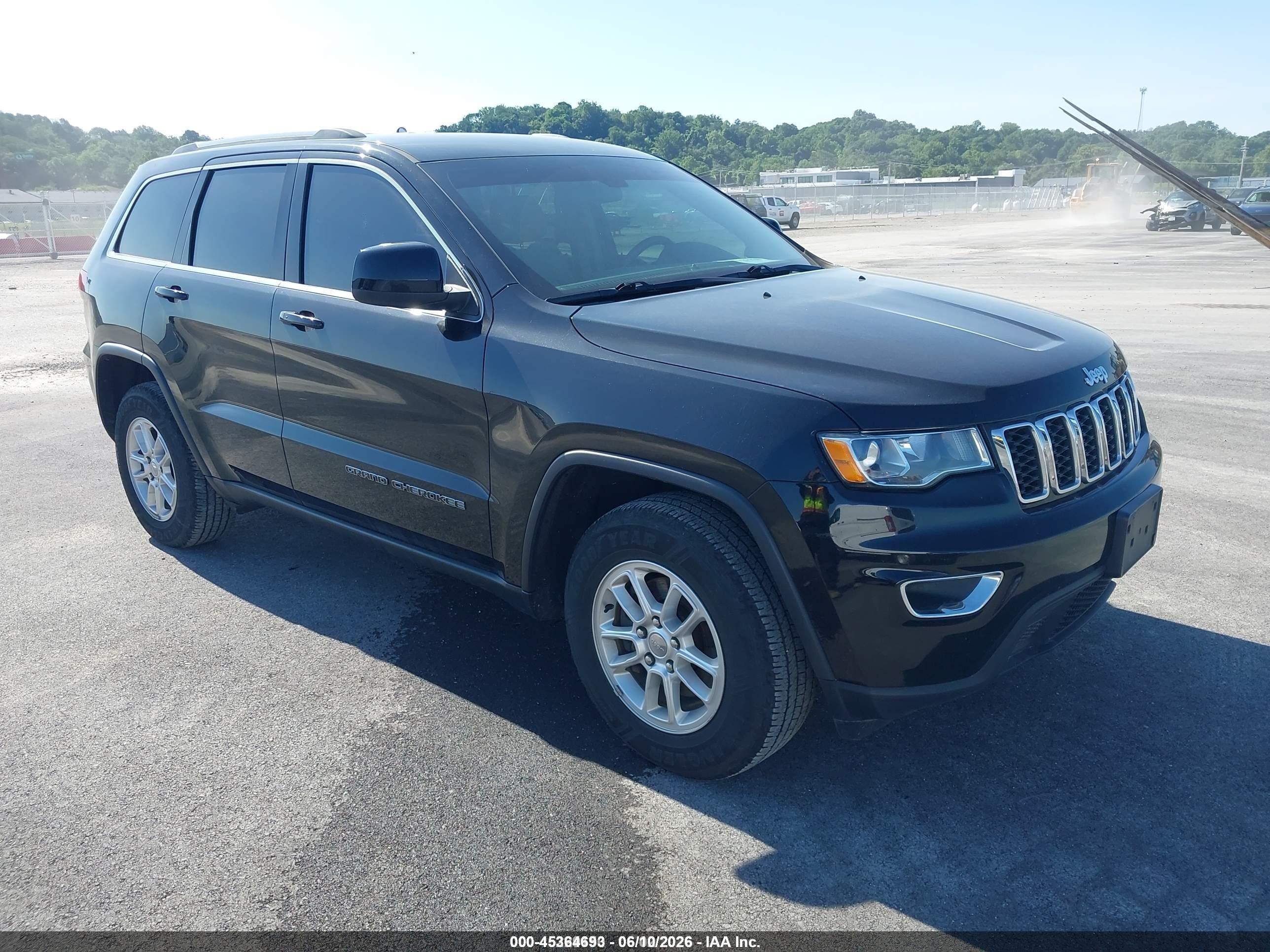 2020 Jeep Grand Cherokee Altitude, VIN 1C4RJEAG9LC427788 — Normal wear