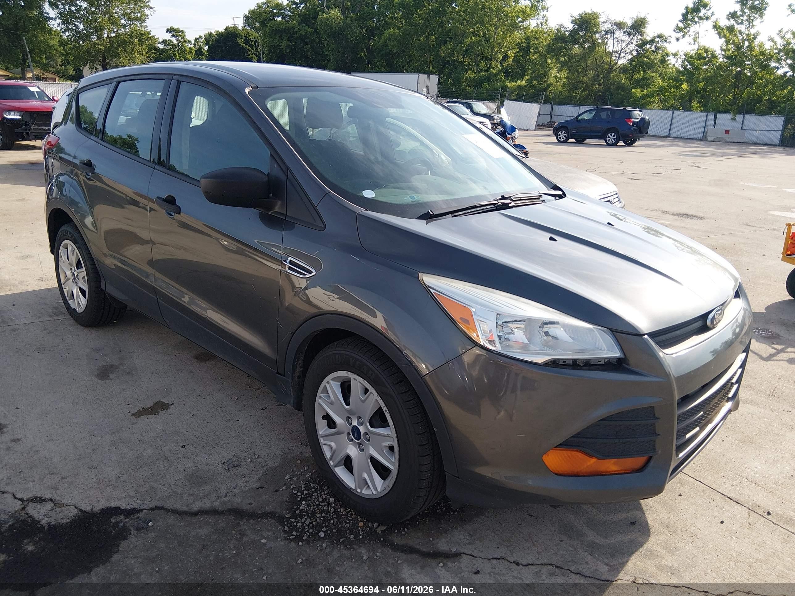 2015 Ford Escape S, VIN 1FMCU0F78FUC25351 — Normal wear