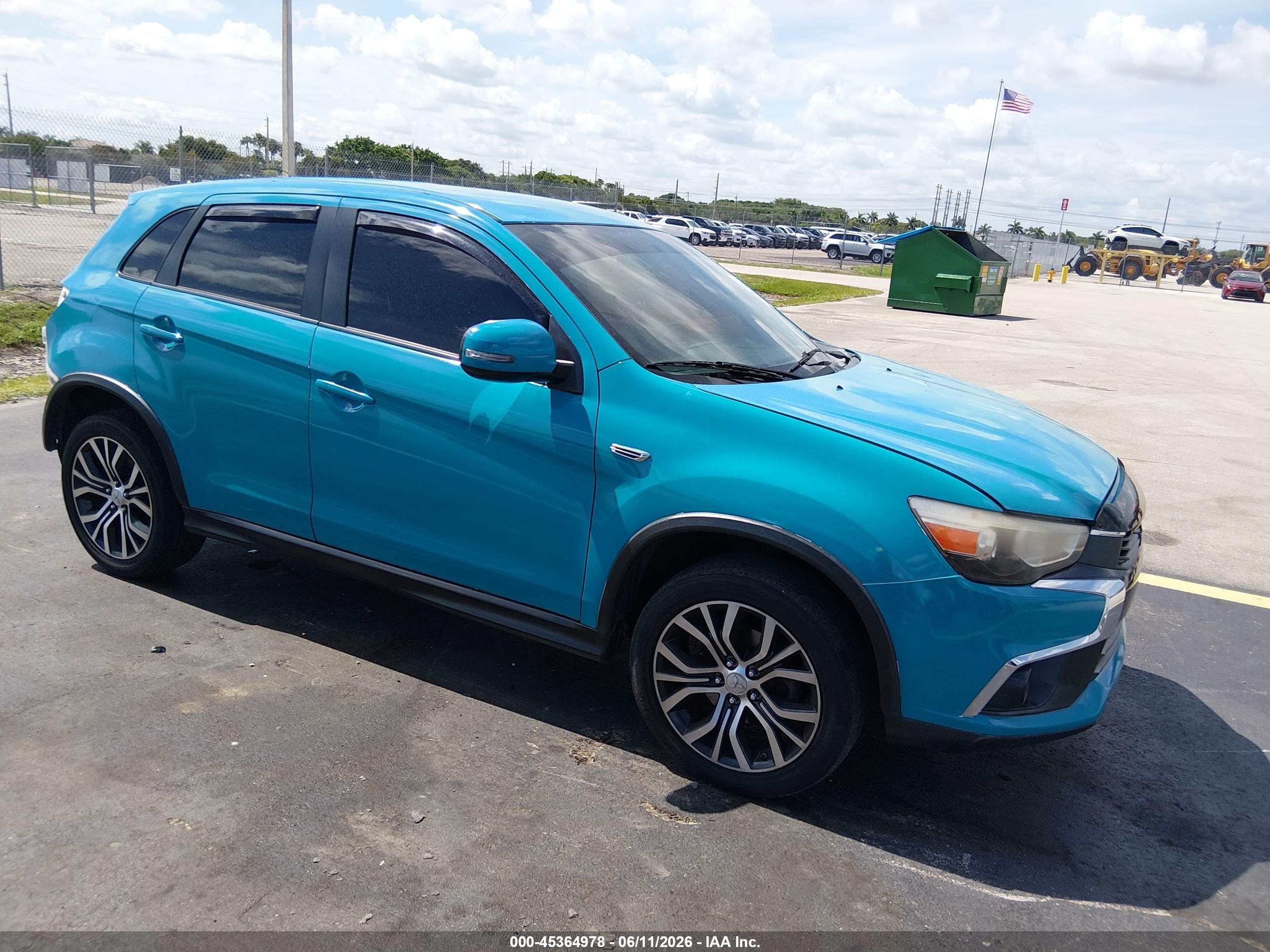 2016 Mitsubishi Outlander ES, VIN JA4AP3AU2GZ061188 — Side