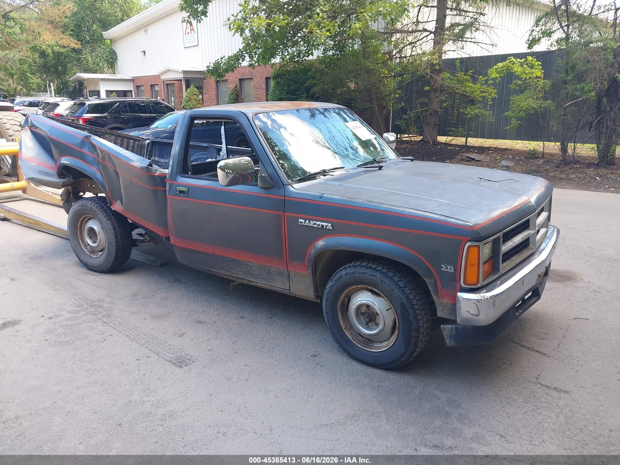 1987 Dodge Dakota, VIN 1B7GN14M8HS316409 — Rear end