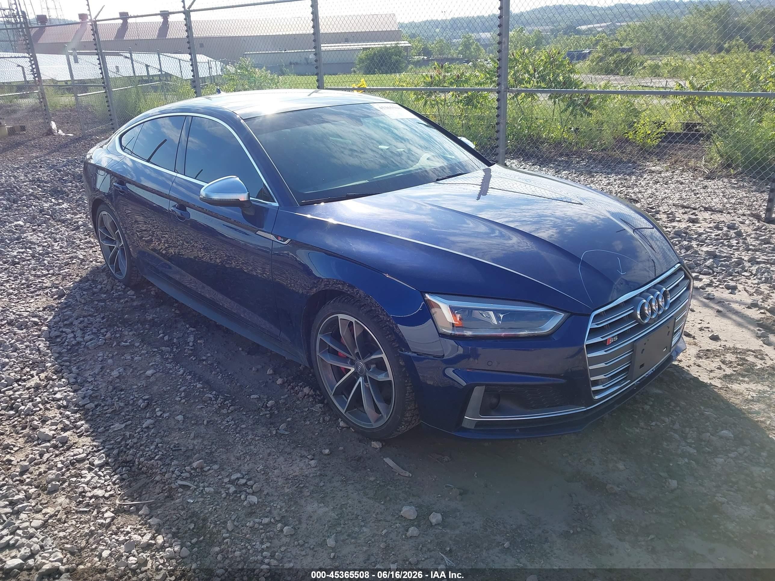 2018 Audi S5 Sportback Prestige, VIN WAUC4CF51JA011412 — Front end