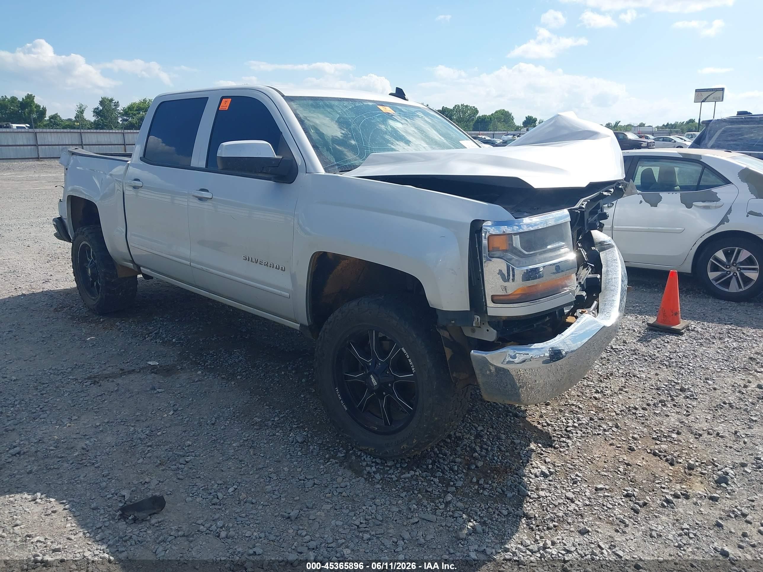 2016 Chevrolet Silverado 1500 LT, VIN 3GCPCREC6GG127581 — Biohazard / chemical