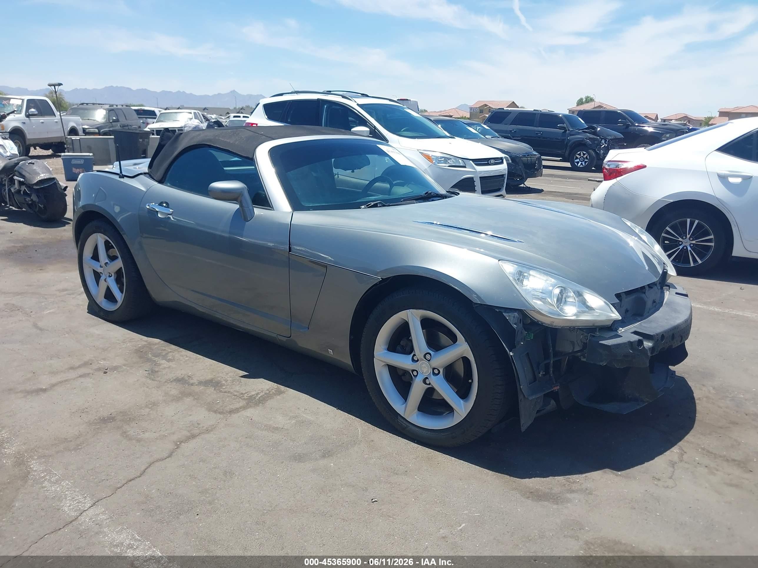 2007 Saturn Sky, VIN 1G8MB35B47Y118274 — Front end