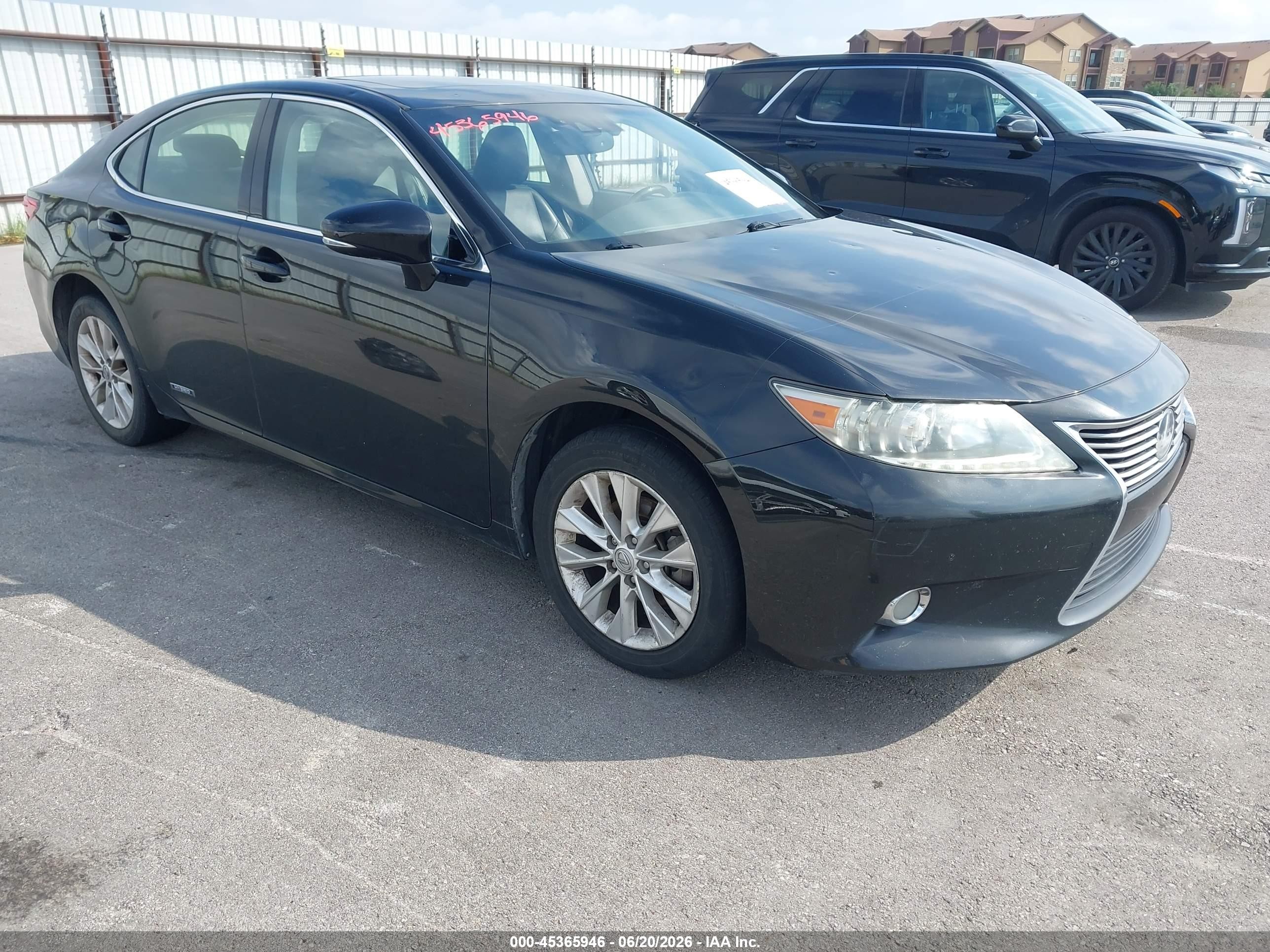 2013 Lexus ES 300h, VIN JTHBW1GG2D2017407 — Hail