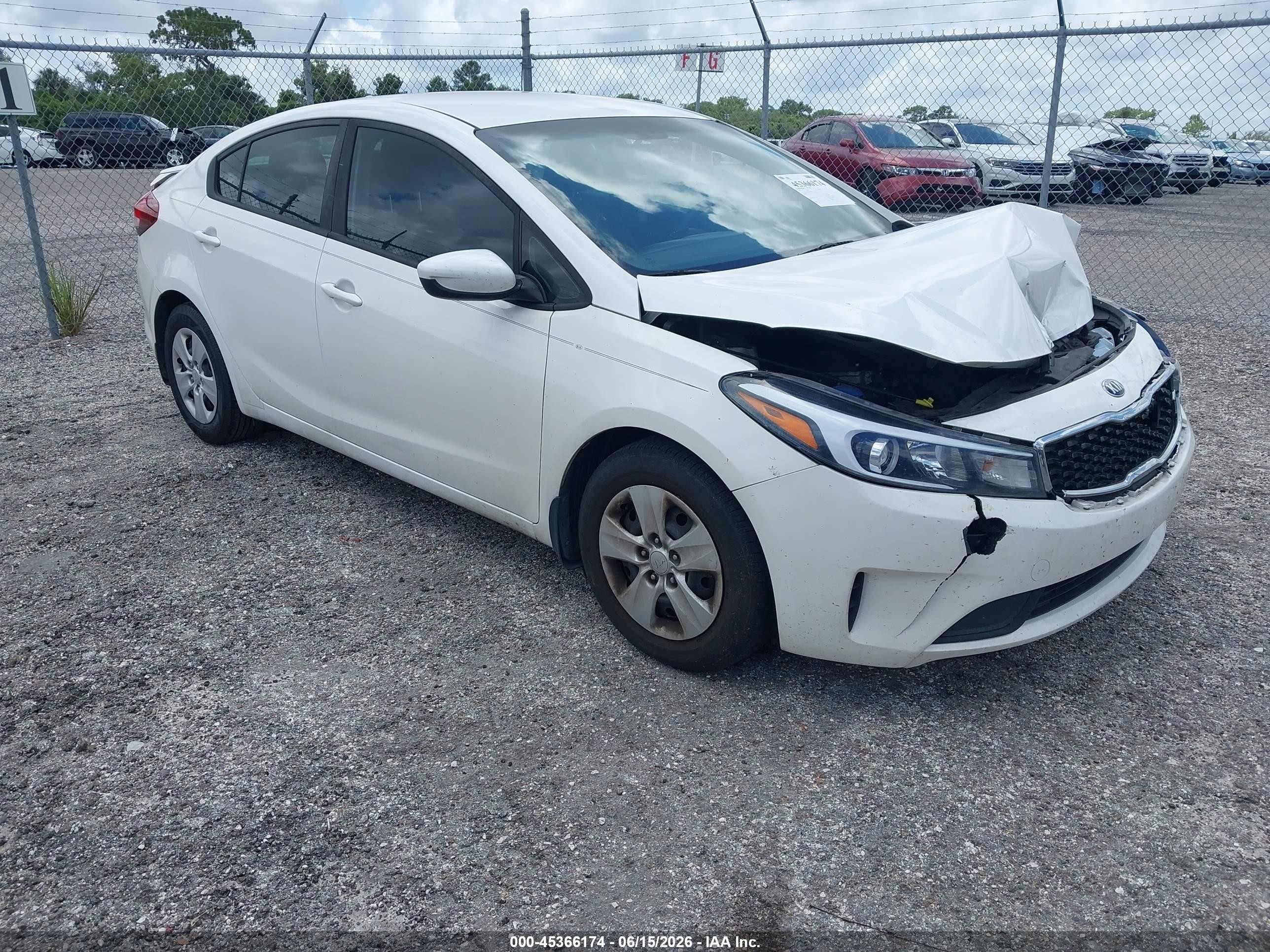 2017 Kia Forte LX, VIN 3KPFL4A77HE080811 — Front end