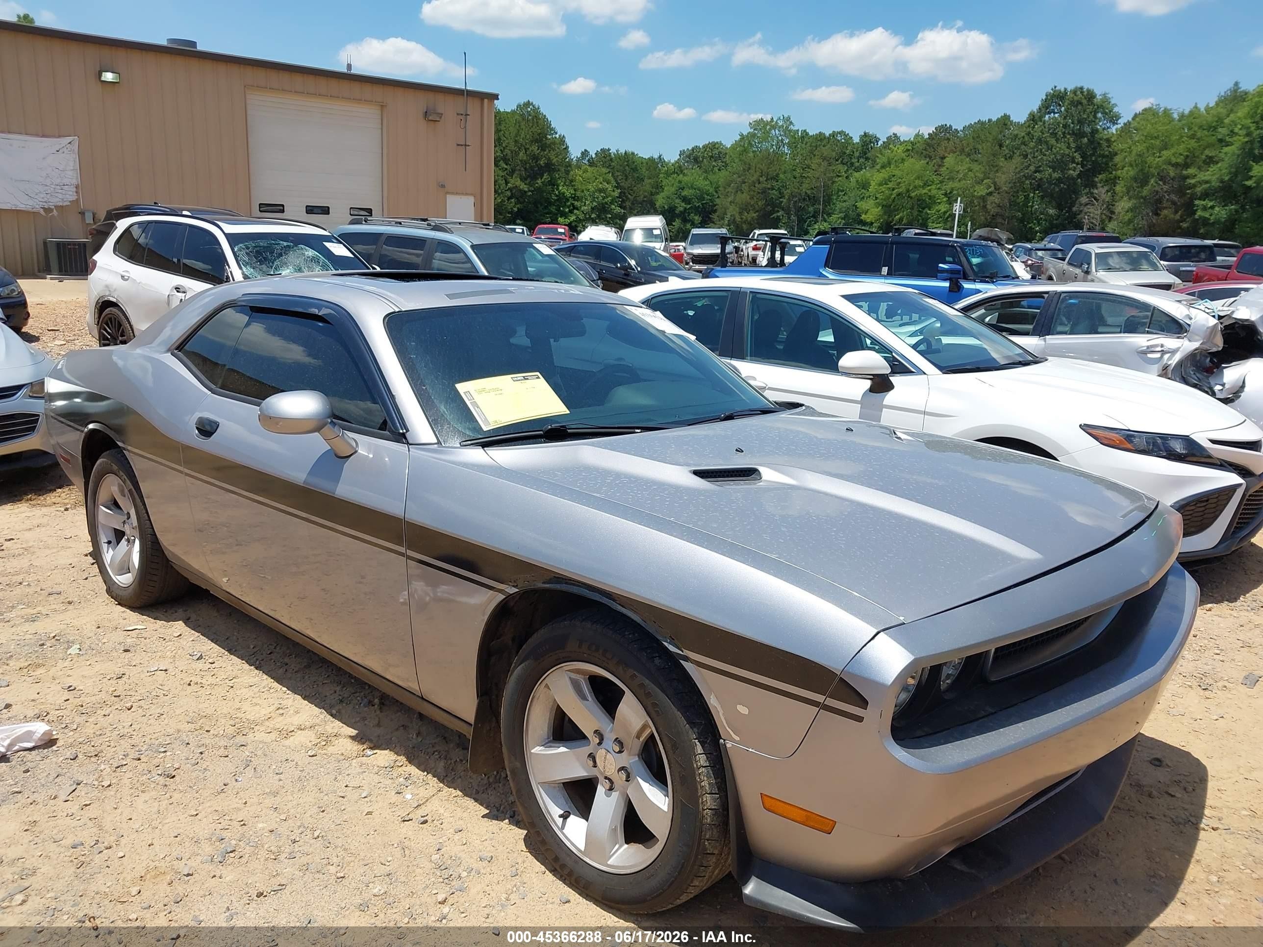 2014 Dodge Challenger SXT, VIN 2C3CDYAG1EH177014 — Roof