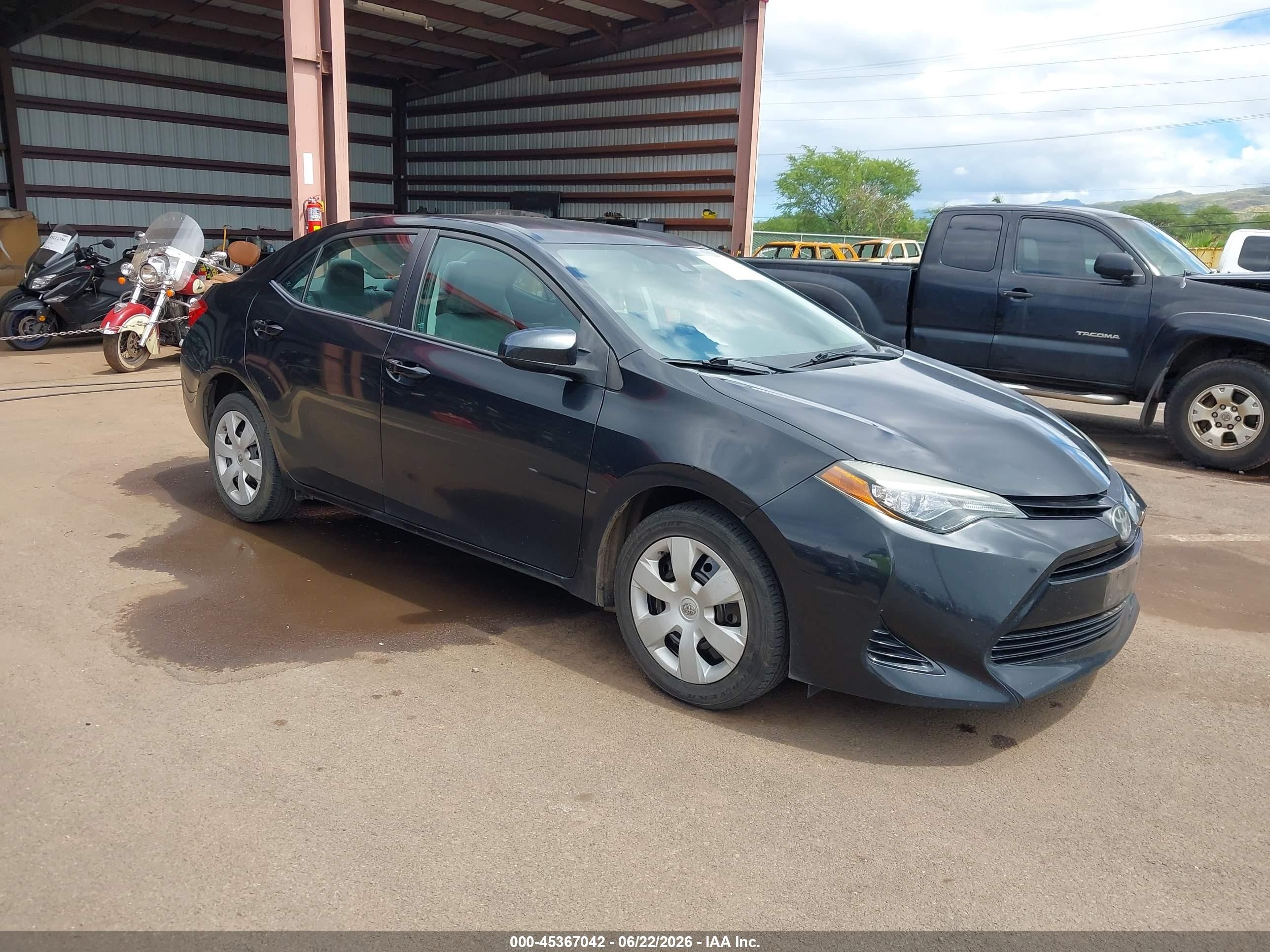 2017 Toyota Corolla LE, VIN 5YFBURHE6HP643049 — Rear end