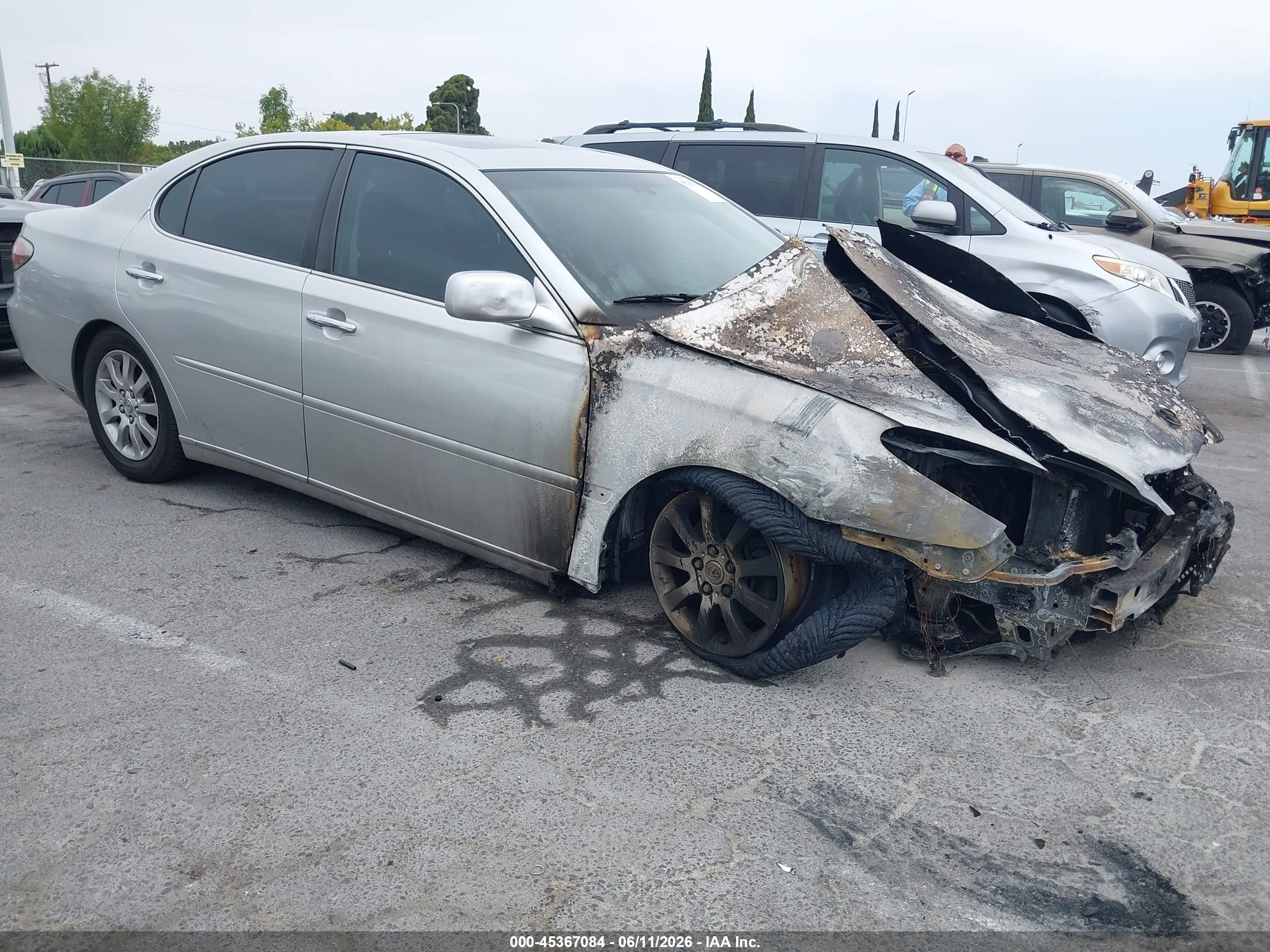 2003 Lexus ES 300, VIN JTHBF30G630110608 — Engine fire