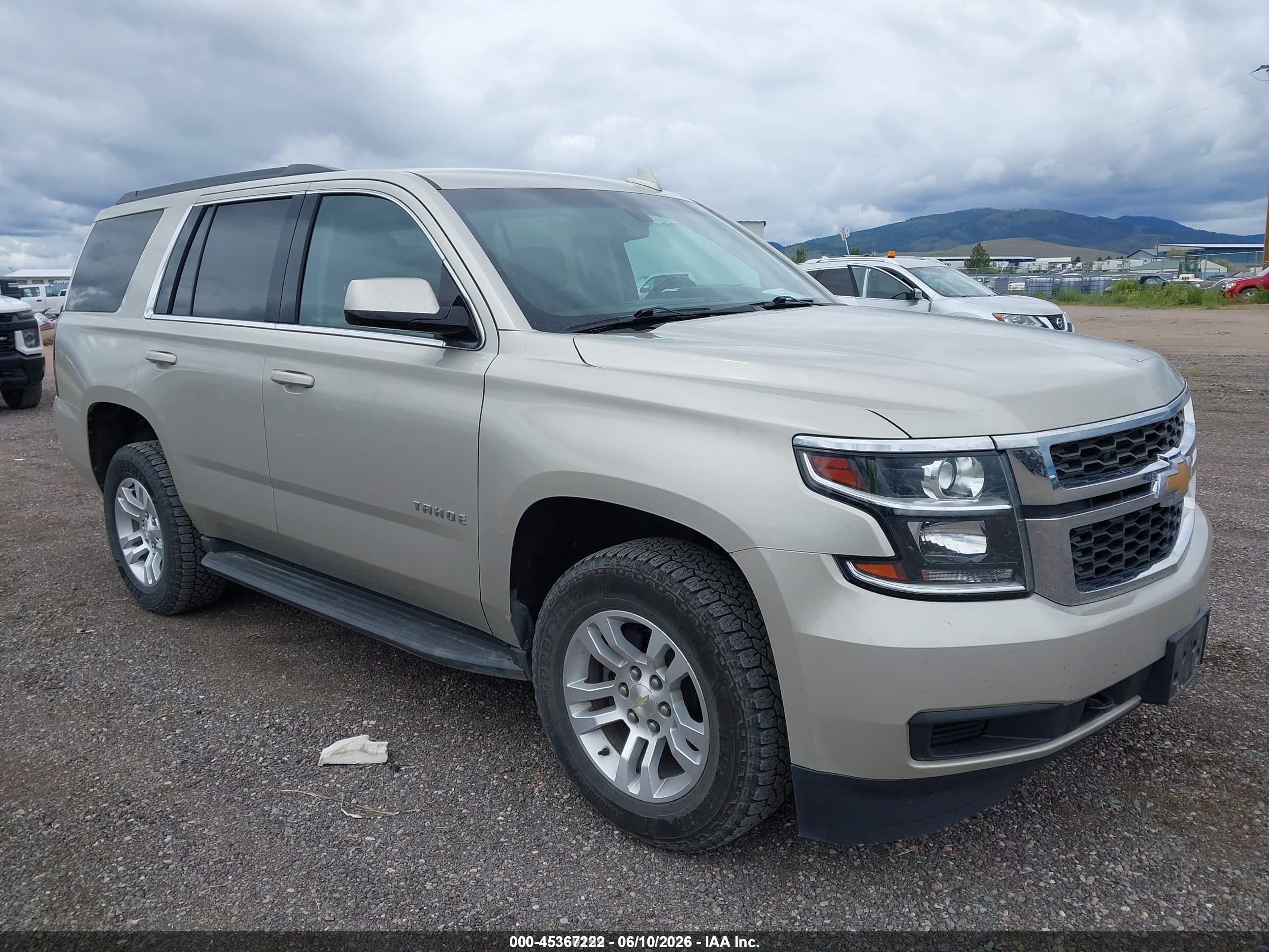 2017 Chevrolet Tahoe LS, VIN 1GNSKAEC2HR355701 — Side