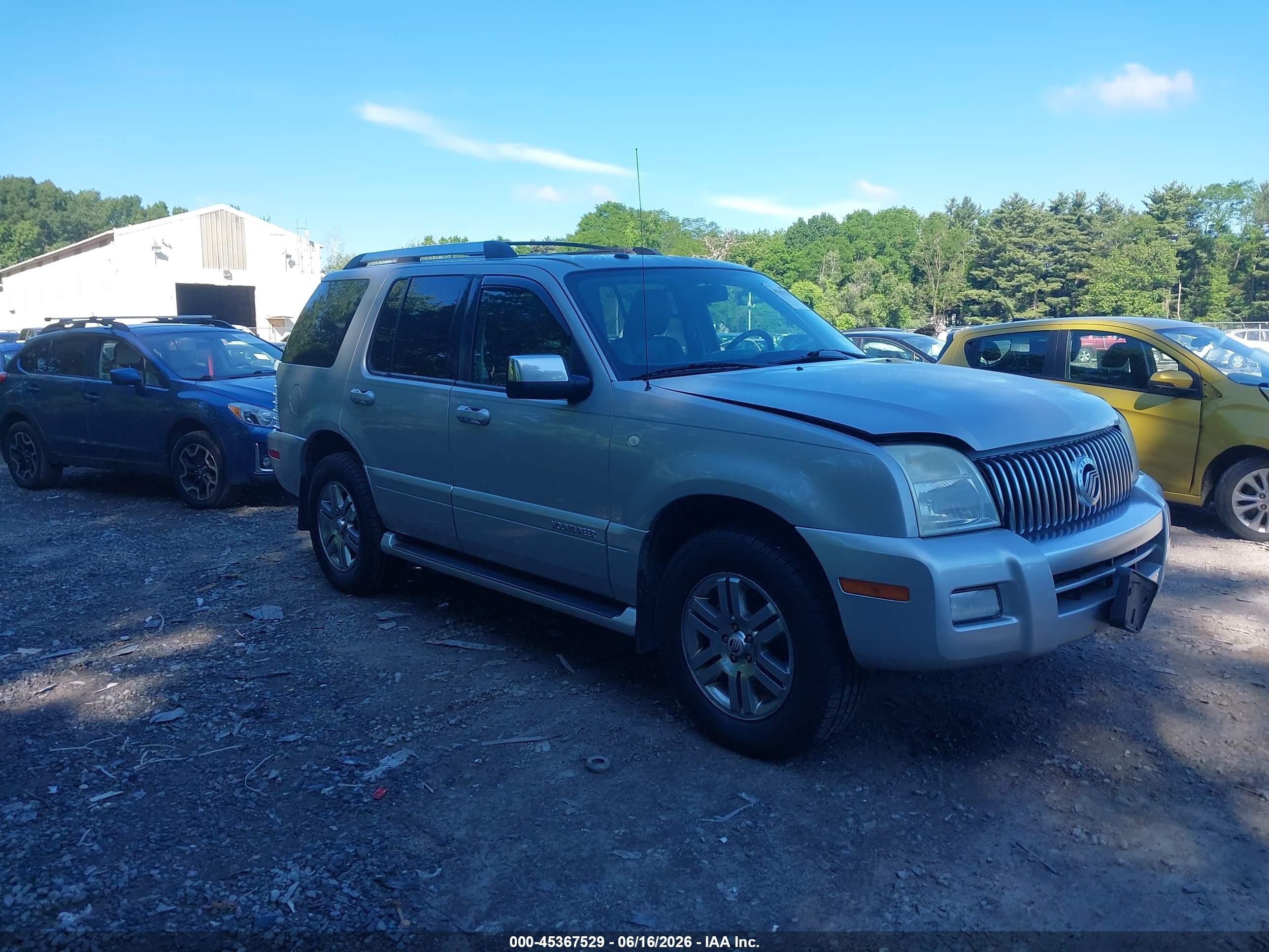 2009 Mercury Mountaineer Premier, VIN 4M2EU48809UJ00420 — Front end