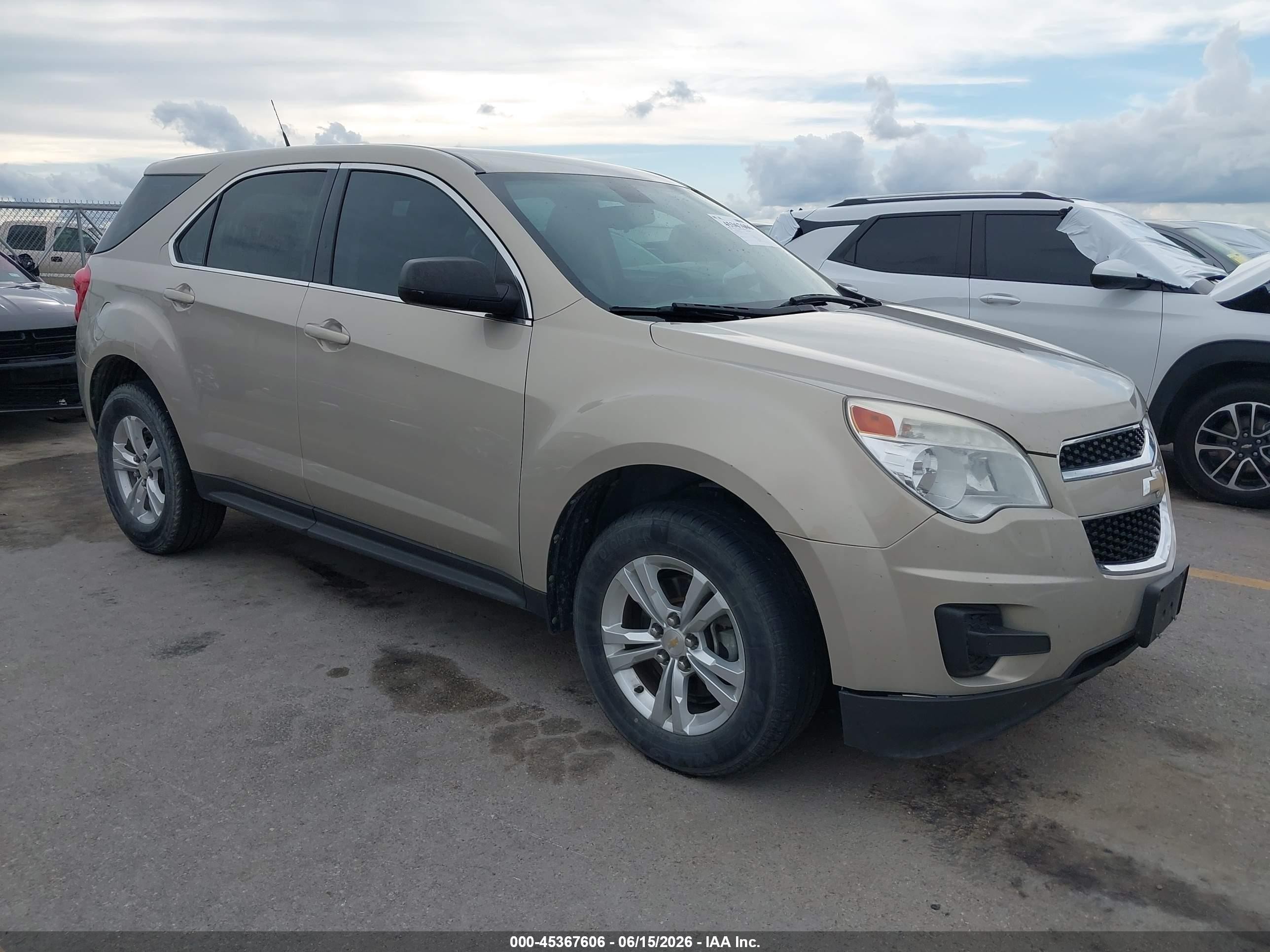 2011 Chevrolet Equinox LS, VIN 2GNALBEC4B1326960 — Normal wear