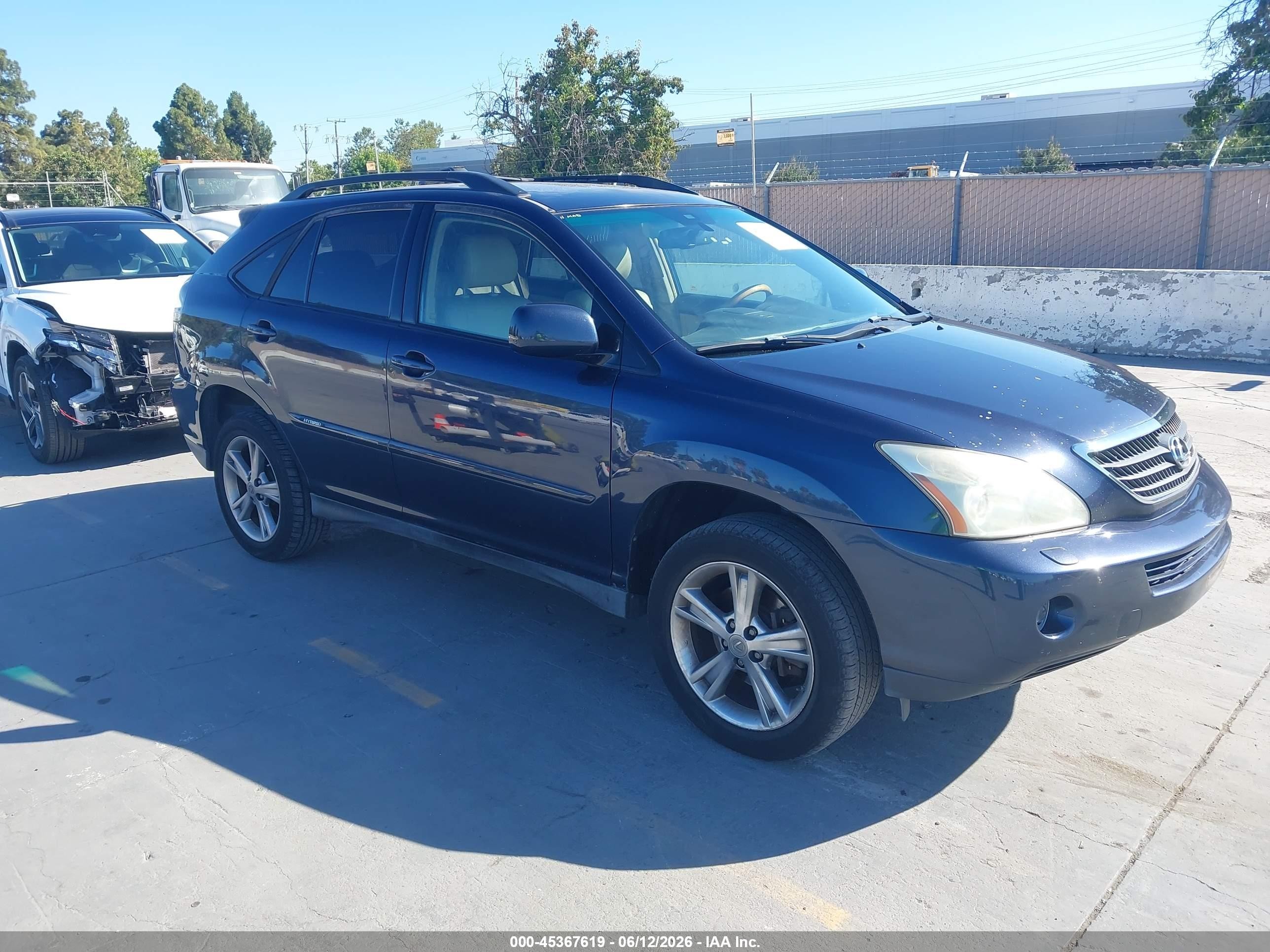 2007 Lexus RX 400h, VIN JTJHW31U772027275 — Vandalism