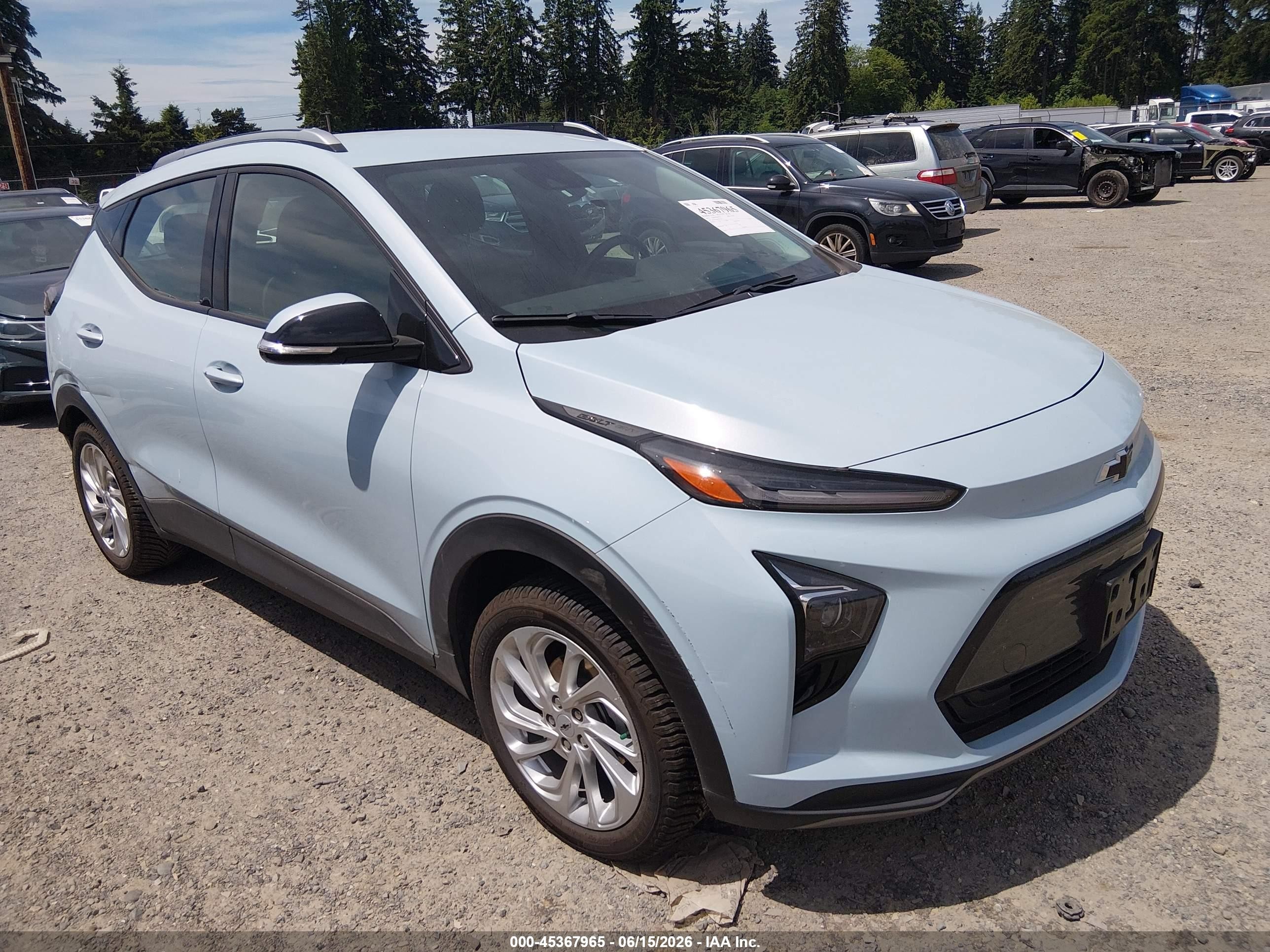 2023 Chevrolet Bolt EUV LT, VIN 1G1FY6S04P4157044 — Normal wear