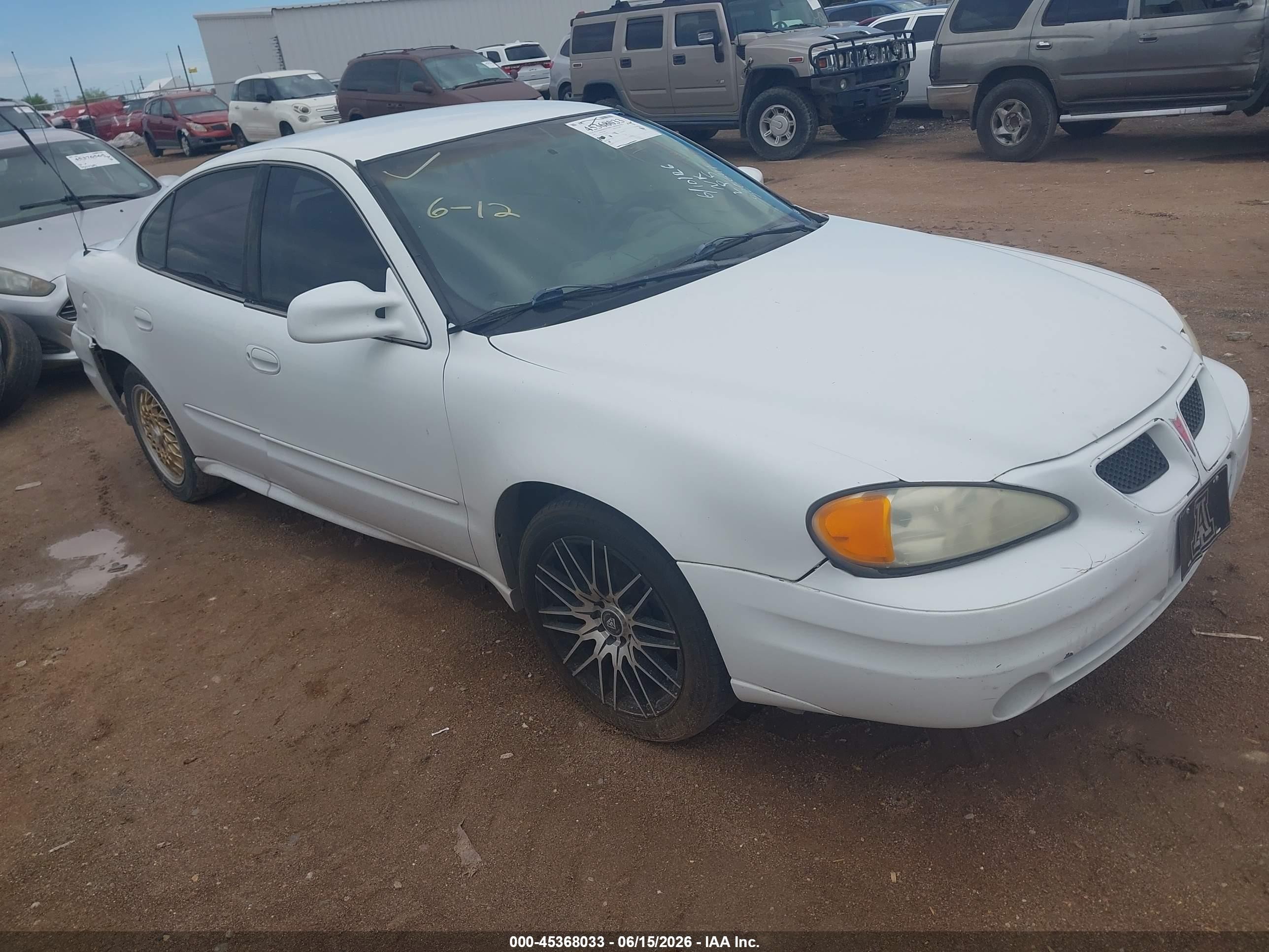 2003 Pontiac Grand Am SE, VIN 1G2NE52F43C326641 — Rear end
