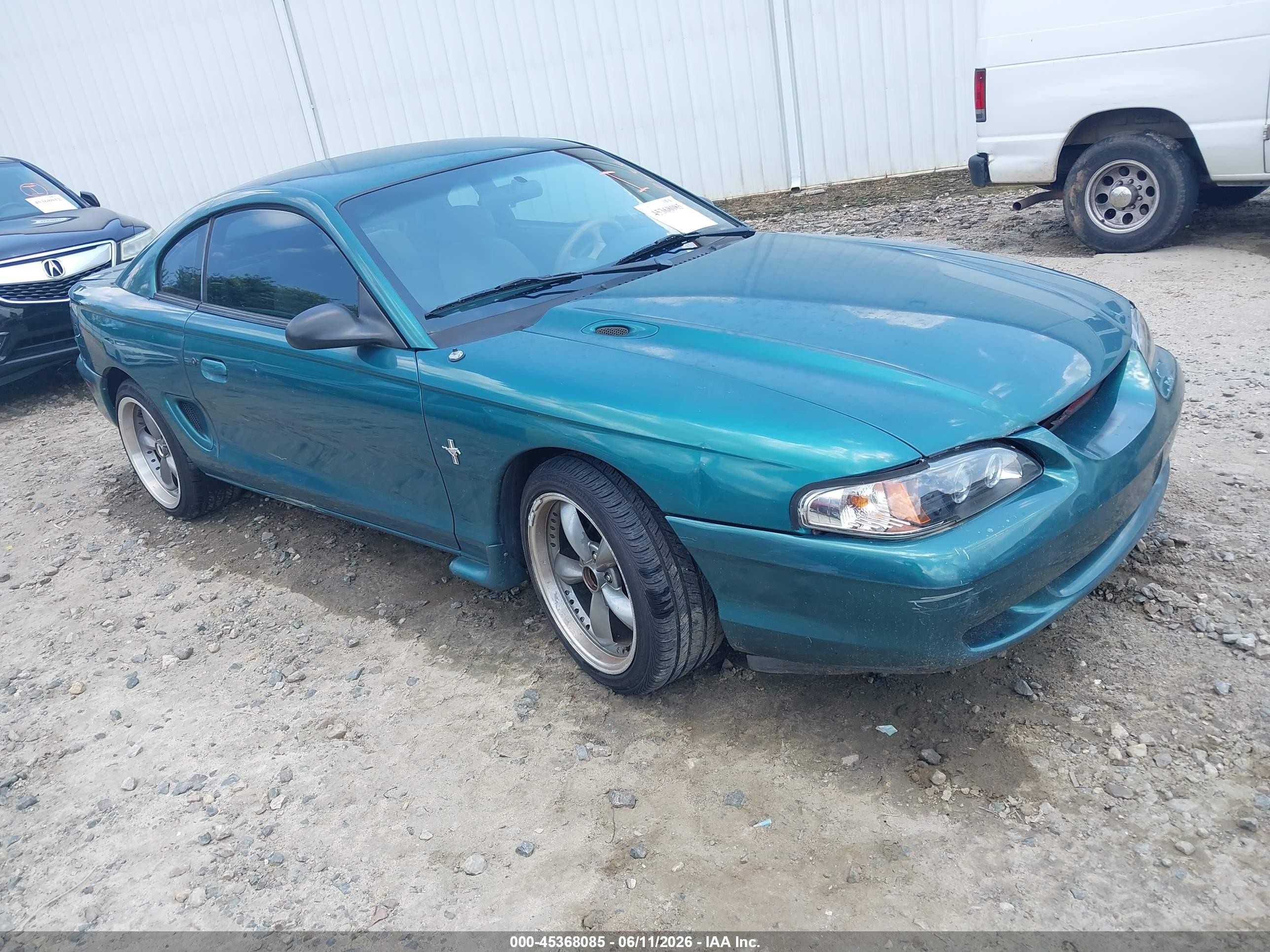1996 Ford Mustang, VIN 1FALP404XTF141121 — Normal wear