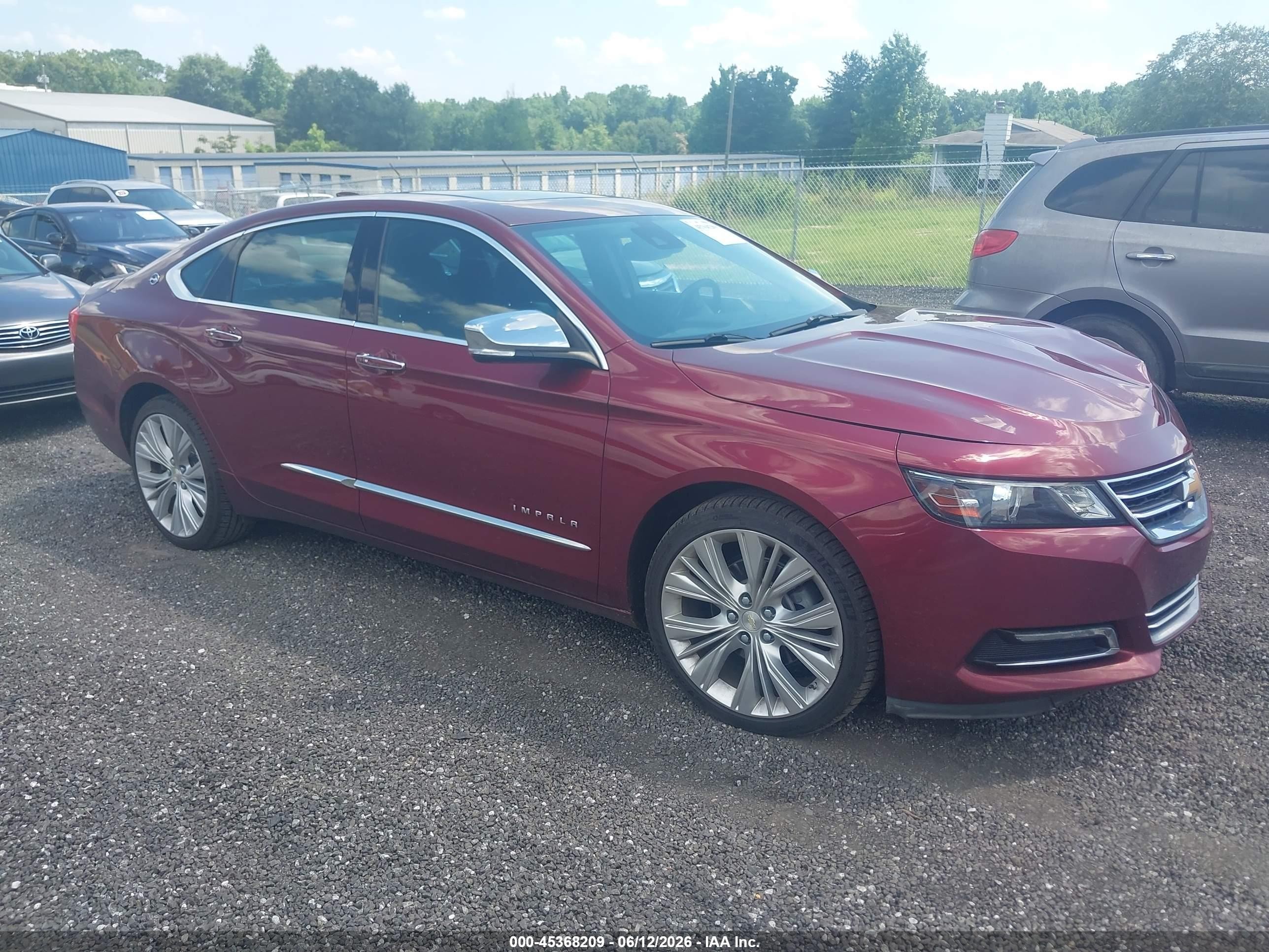 2016 Chevrolet Impala LTZ, VIN 2G1145S31G9155176 — Front end
