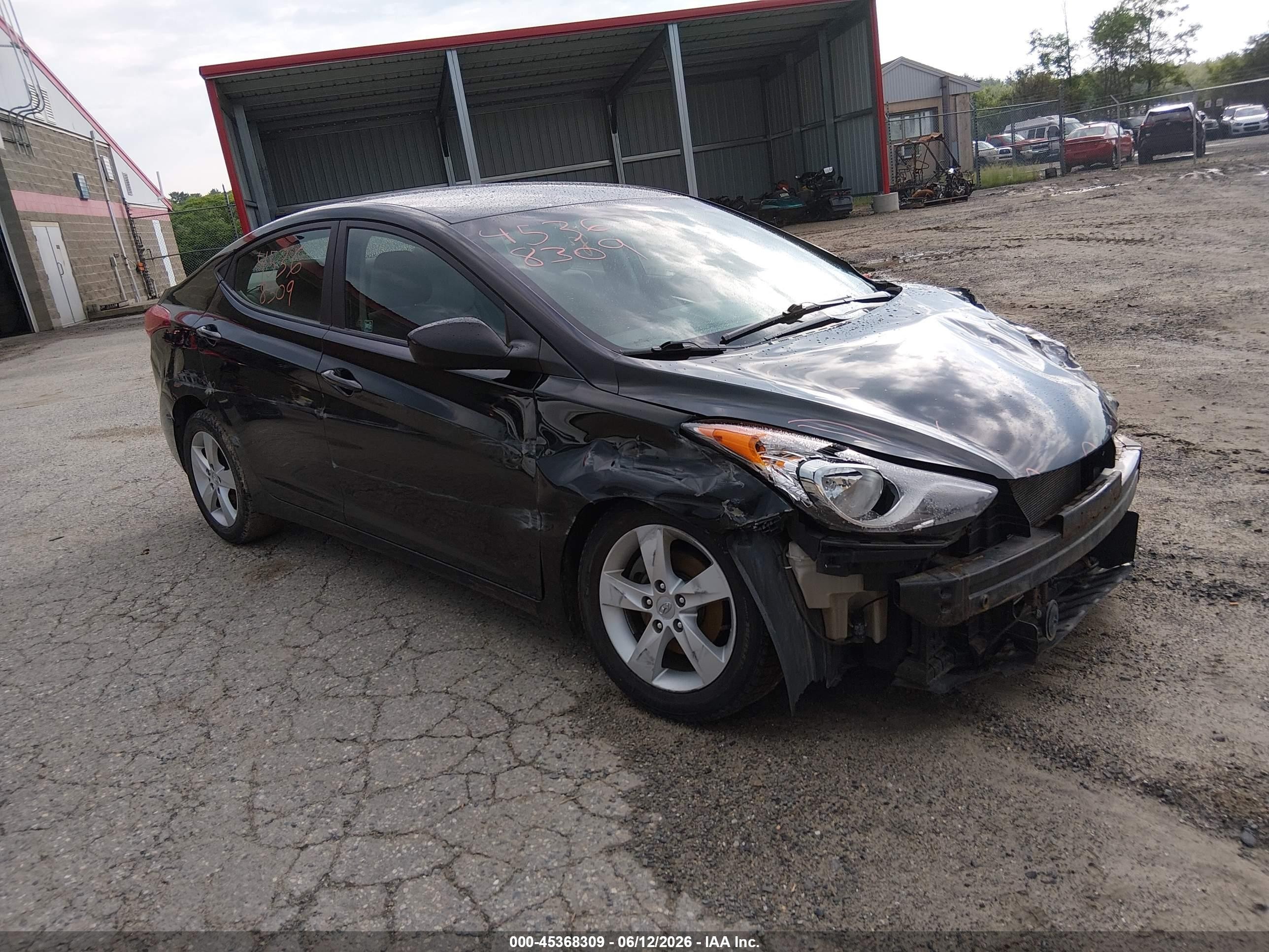 2011 Hyundai Elantra GLS, VIN KMHDH4AE8BU112032 — Front end