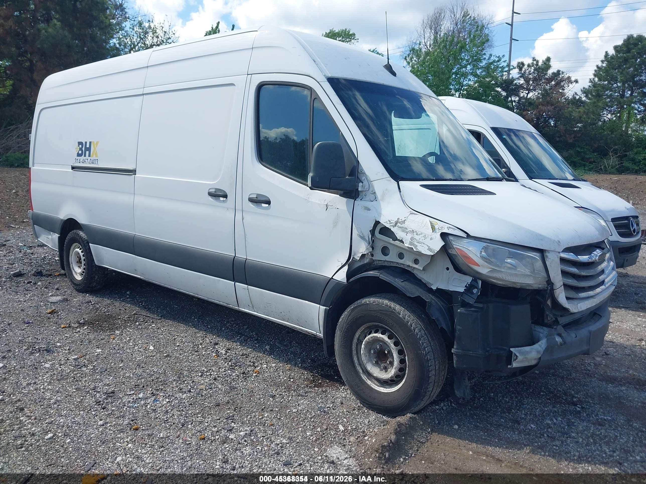 2019 Freightliner Sprinter, VIN WDRPF1CD5KT007299 — All over