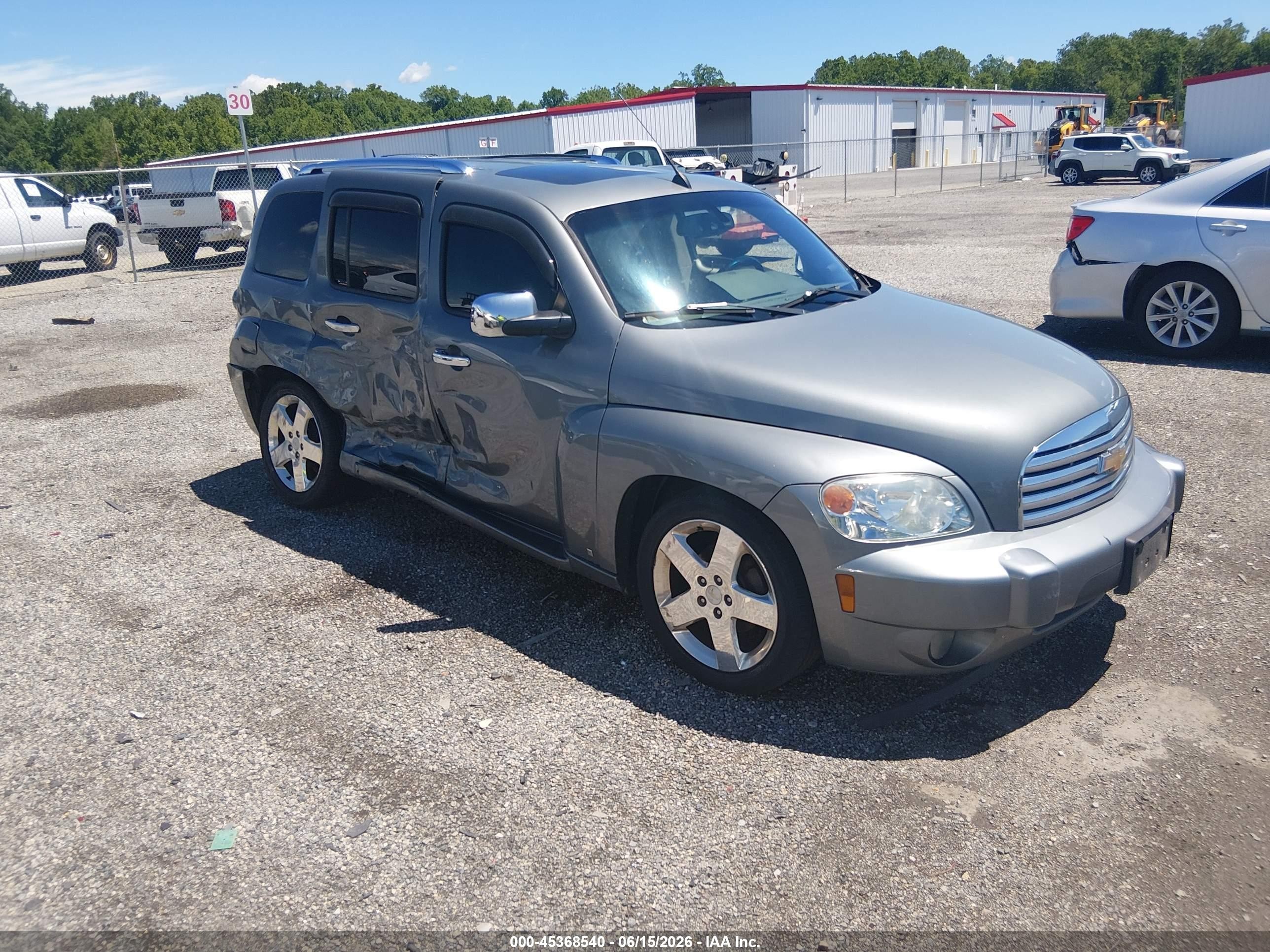 2006 Chevrolet HHR LT, VIN 3GNDA23P16S564445 — Side