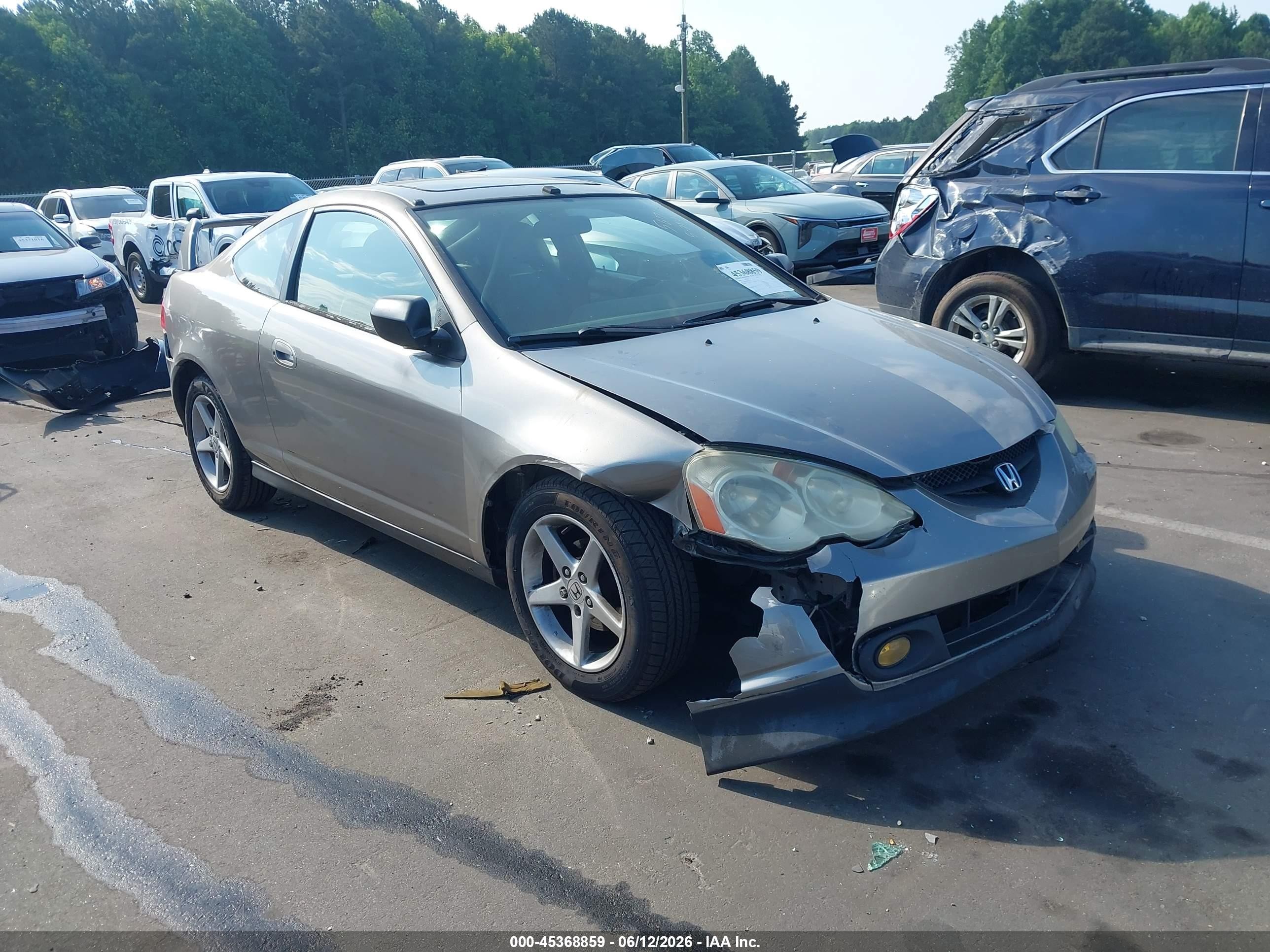 2002 Acura RSX Auto, VIN JH4DC54852C033372 — Перед