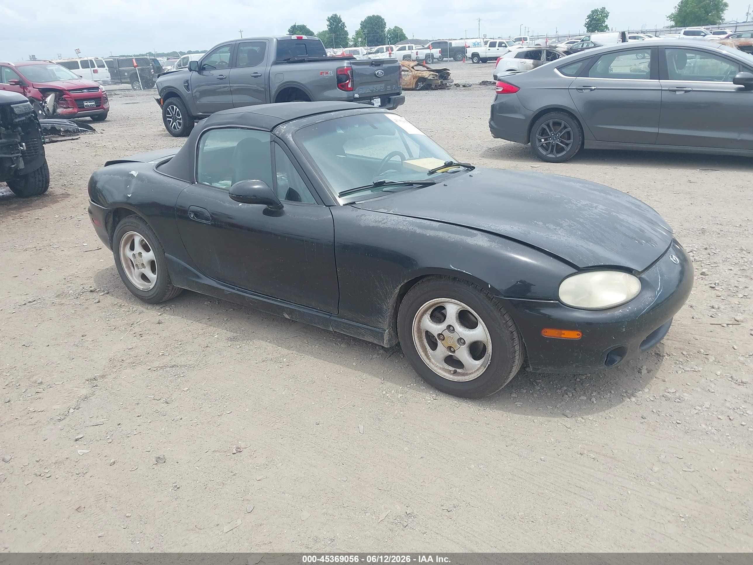 2000 Mazda MX-5 Miata, VIN JM1NB3532Y0152846 — Зад