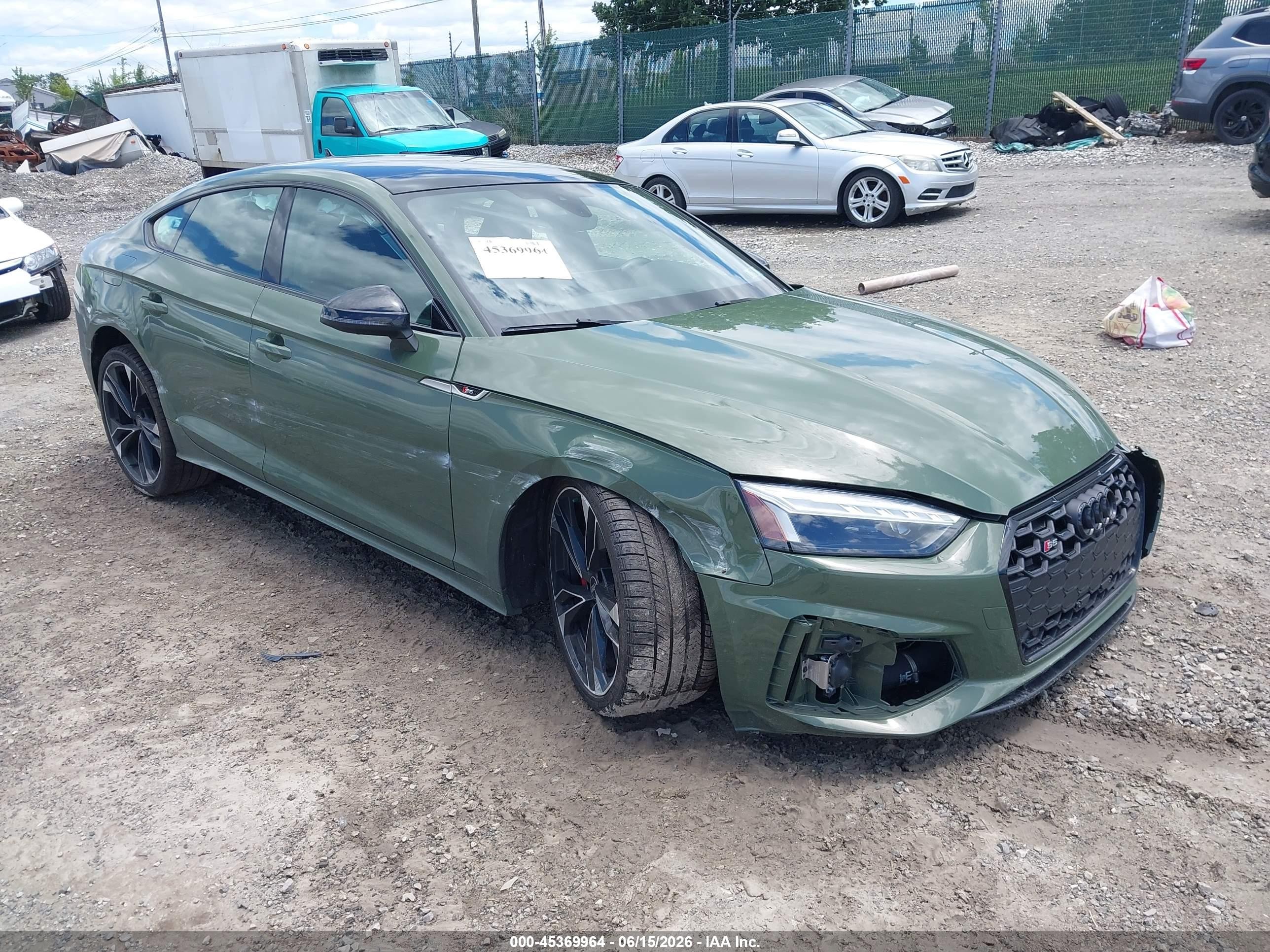 2021 Audi S5 Sportback Premium Plus, VIN WAUC4CF59MA022811 — Перед