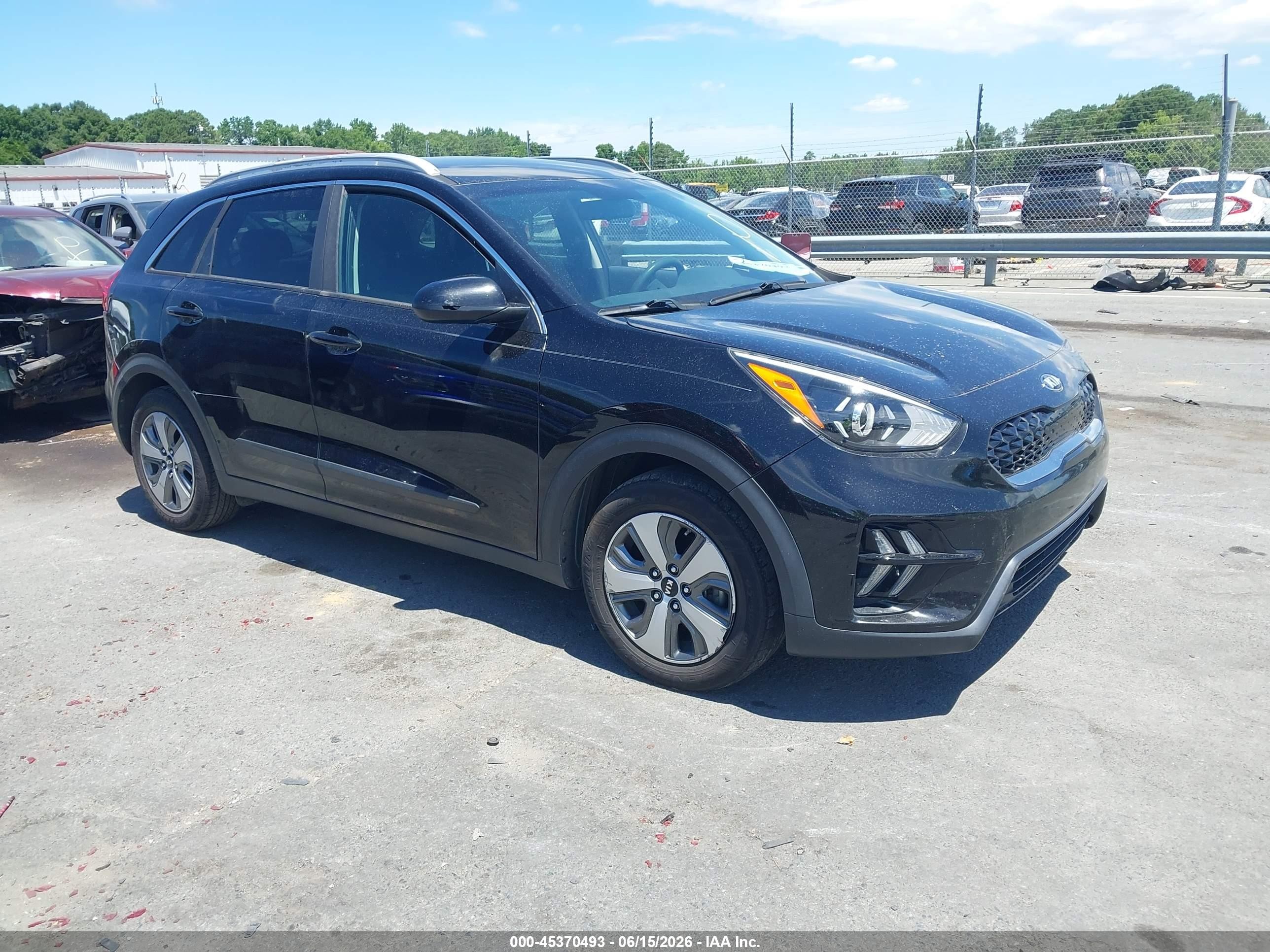 2020 Kia Niro LX, VIN KNDCB3LC1L5362702 — Rear end